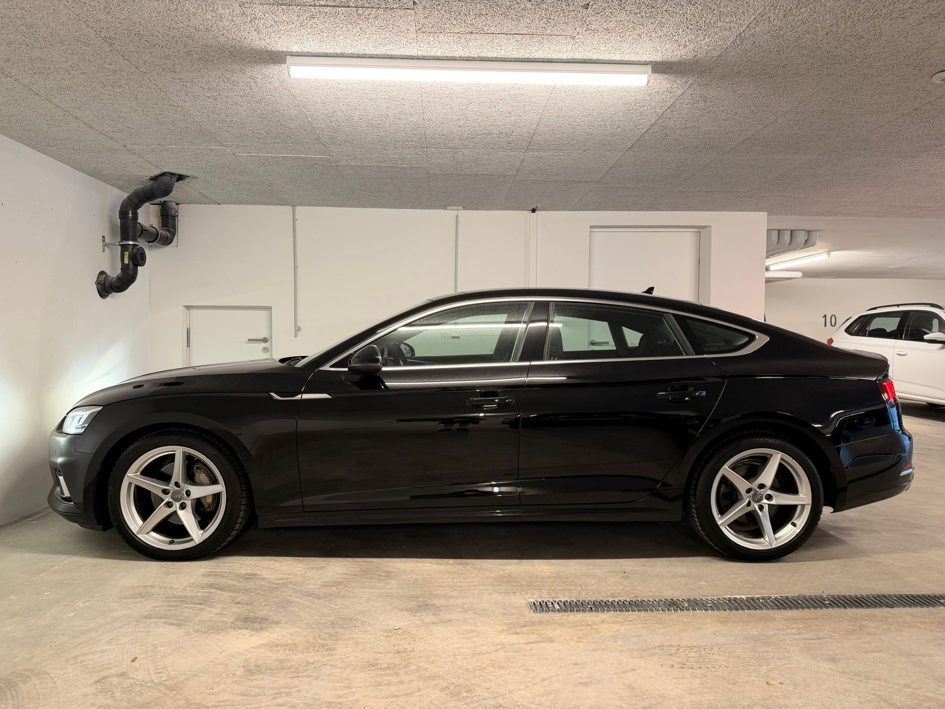 AUDI A5 Sportback 3.0 TDI Sport quattro S-tronic-image-3