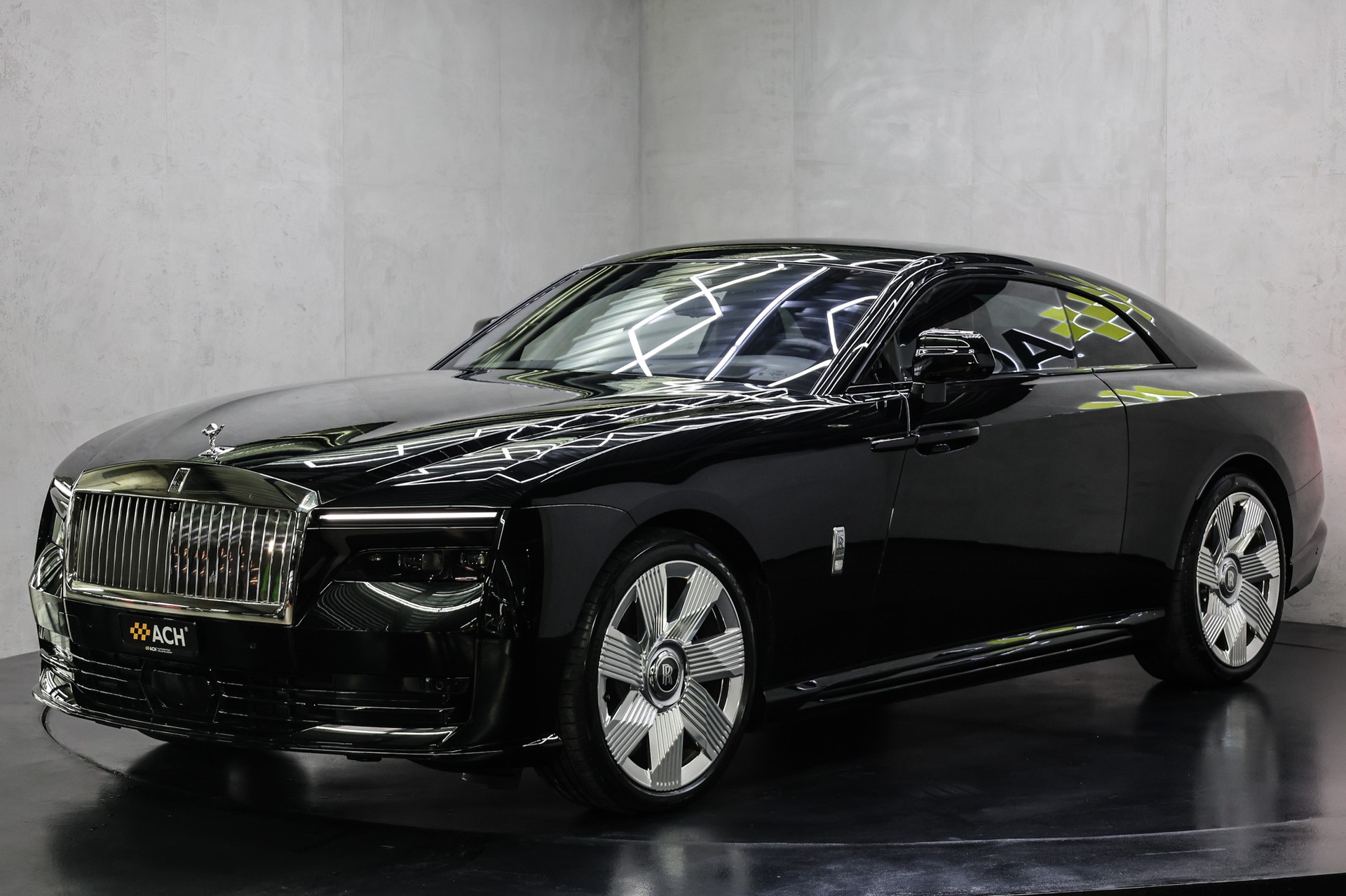 ROLLS-ROYCE Spectre-image-2