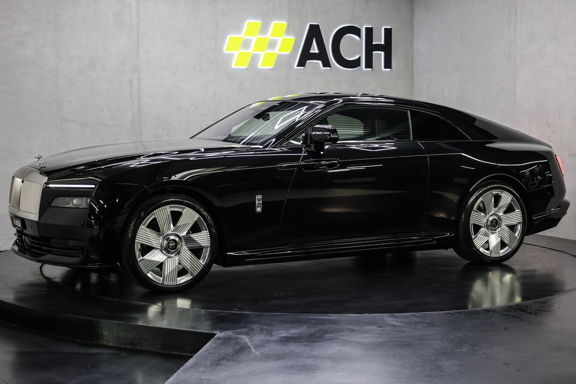ROLLS-ROYCE Spectre-image-6