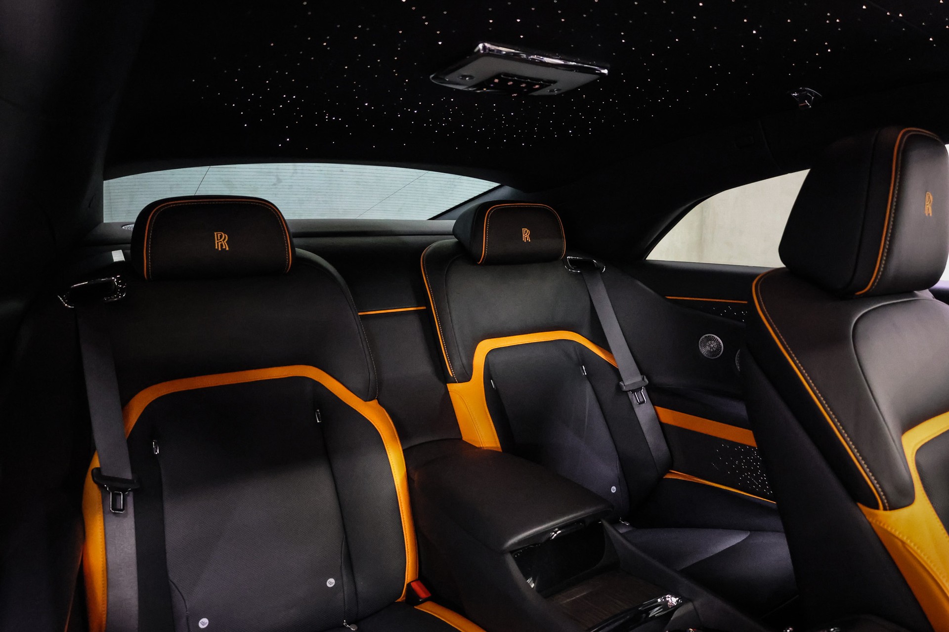 ROLLS-ROYCE Spectre-image-29