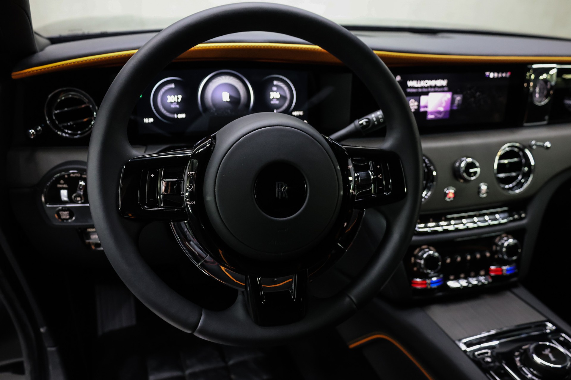 ROLLS-ROYCE Spectre-image-19