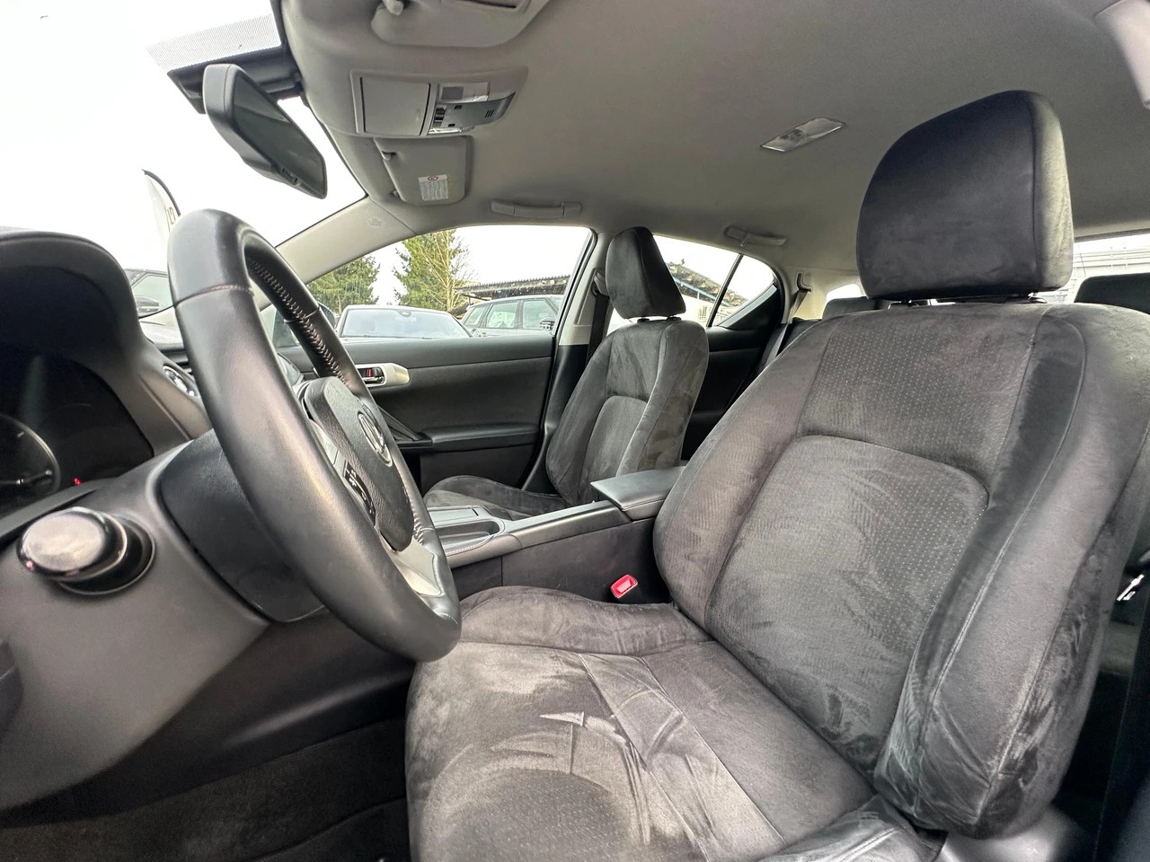 LEXUS CT 200h 1.8 comfort CVT-image-8