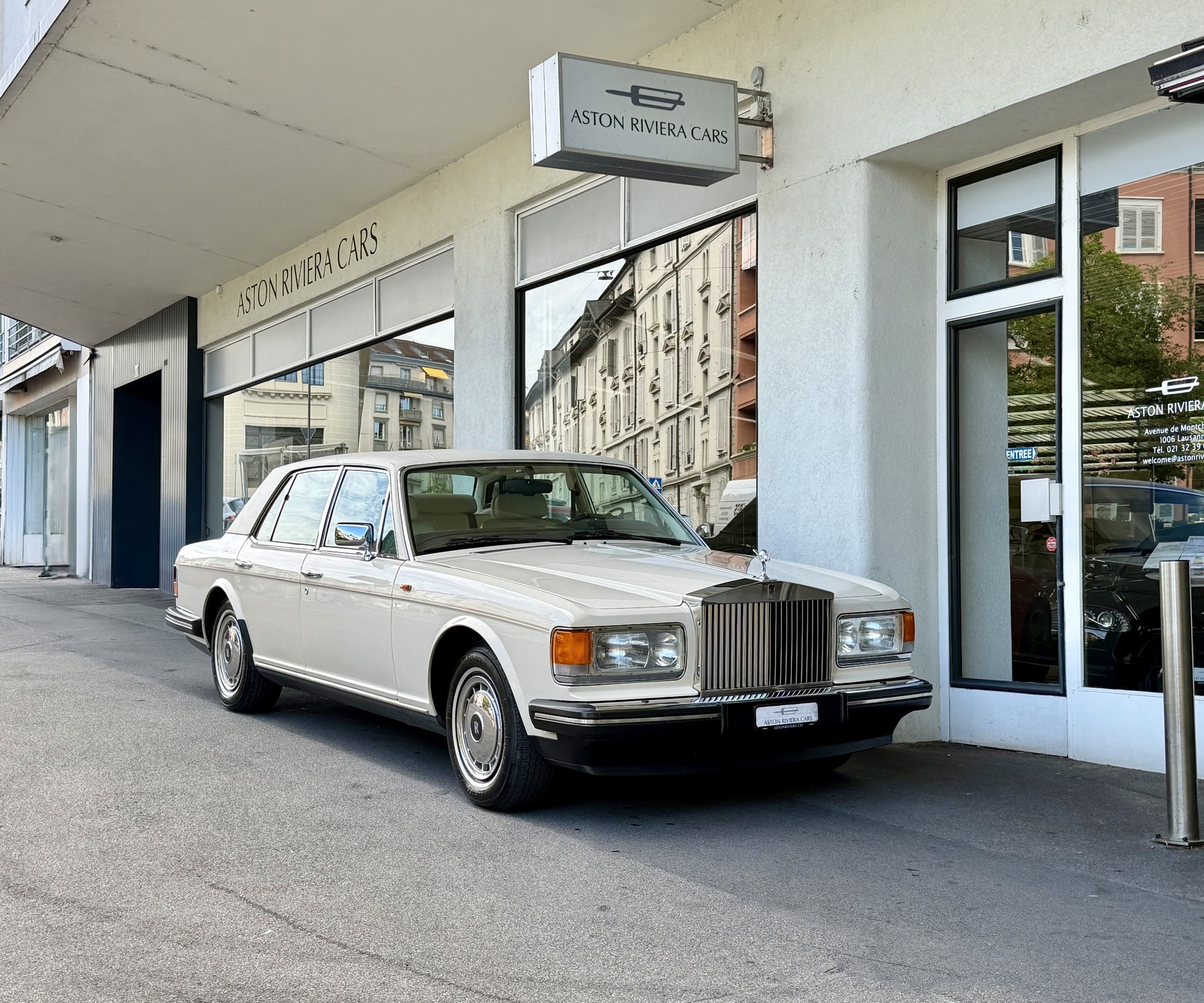 ROLLS-ROYCE Silver Spirit II-image-3