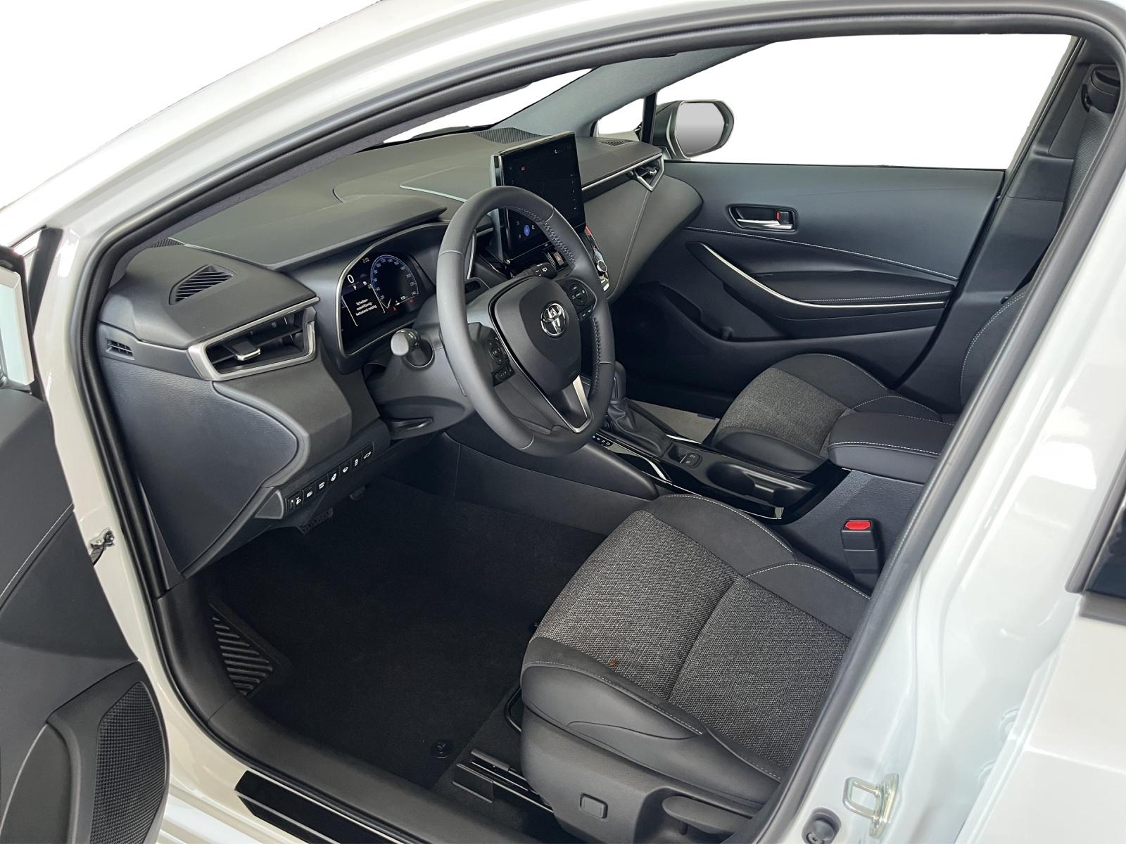 TOYOTA Corolla Touring Sports 2.0 HSD Swiss Edition-image-5
