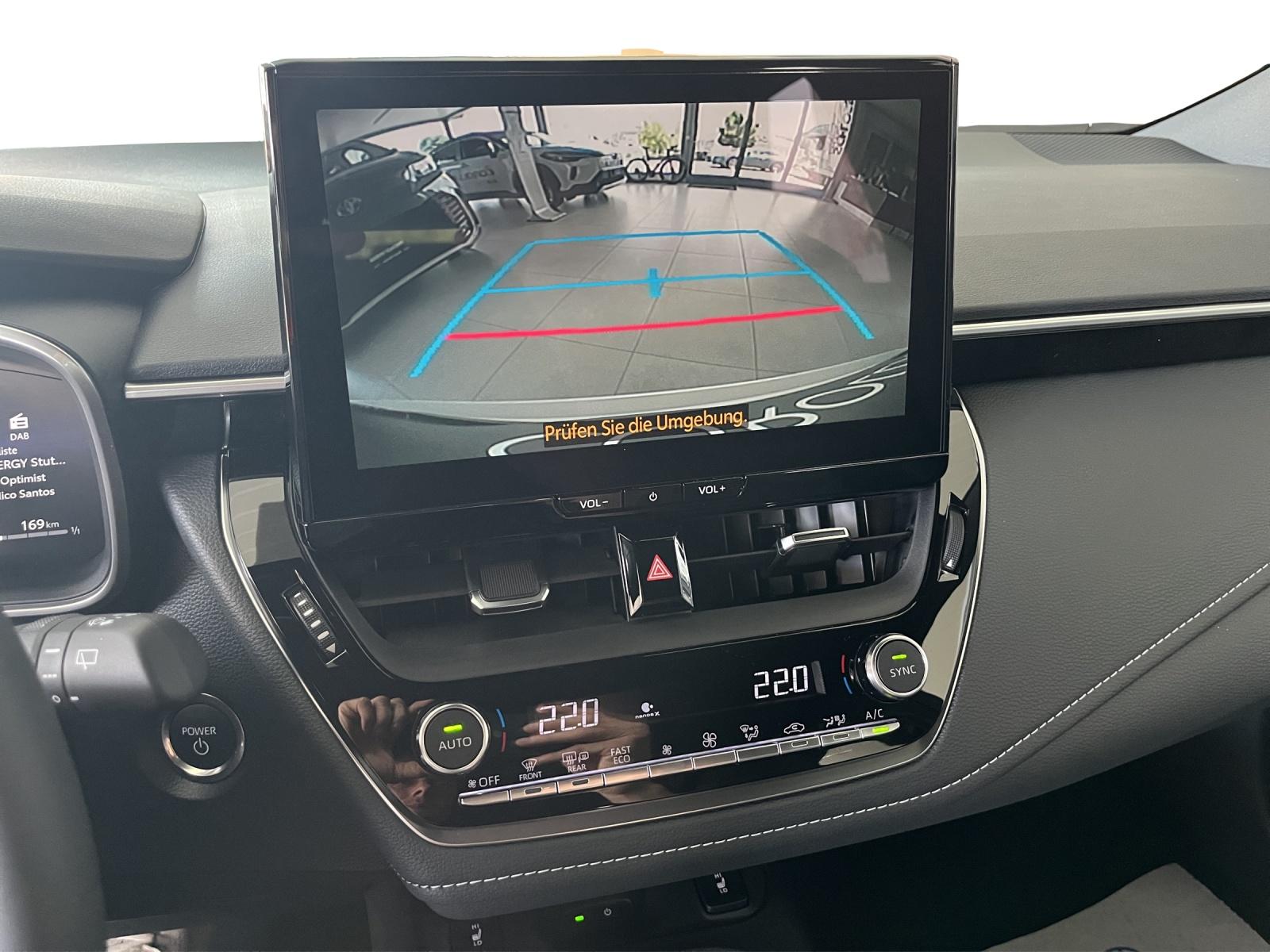 TOYOTA Corolla Touring Sports 2.0 HSD Swiss Edition-image-9