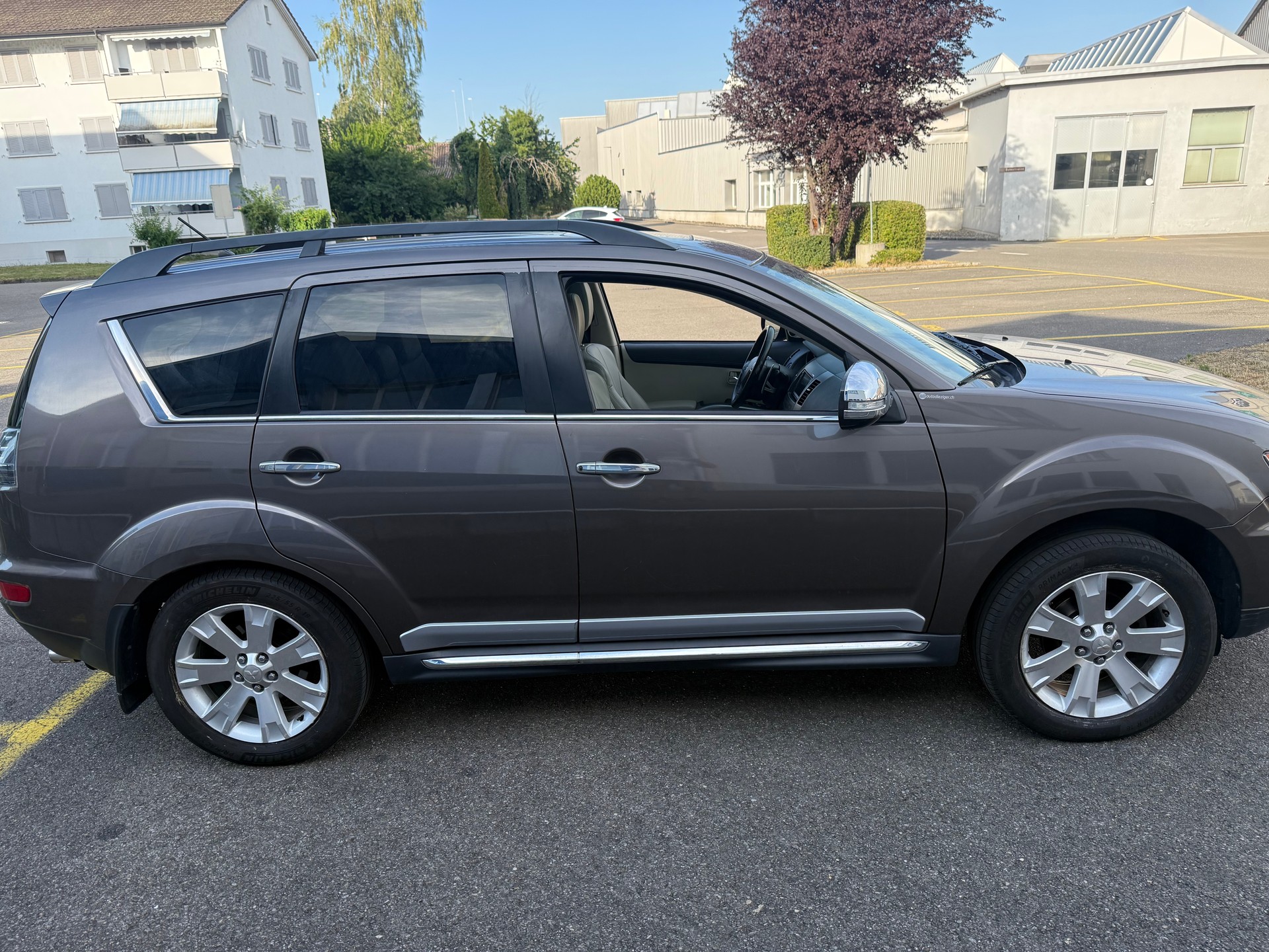 MITSUBISHI Outlander 2.2 DID Intense 4WD TC-SST-image-6