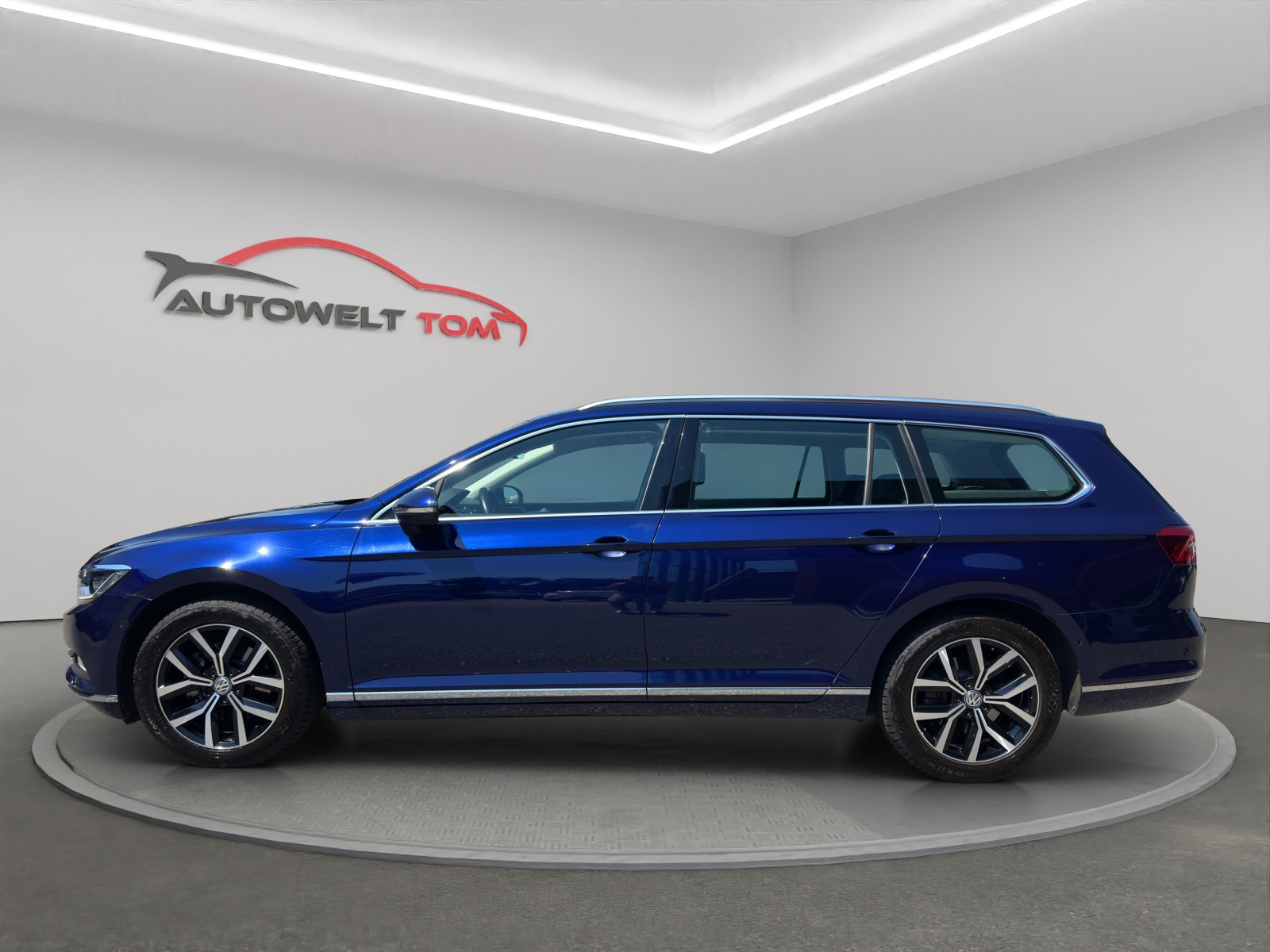 VW Passat Variant 2.0 TDI SCR BMT Highline DSG-image-1