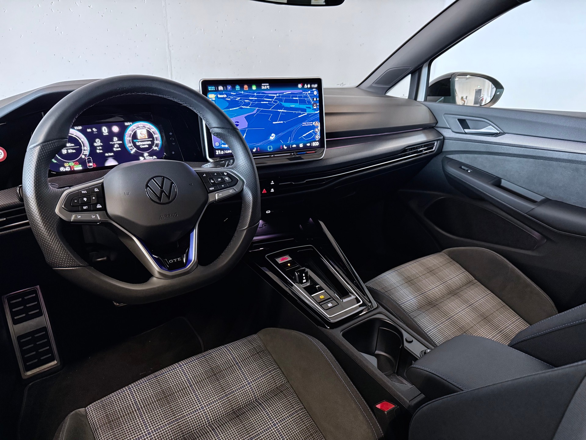 VW Golf 1.5 TSI PHEV GTE | FACELIFT | 272 PS | 133 KM ELEKTRISCHER REICHWEITE-image-15
