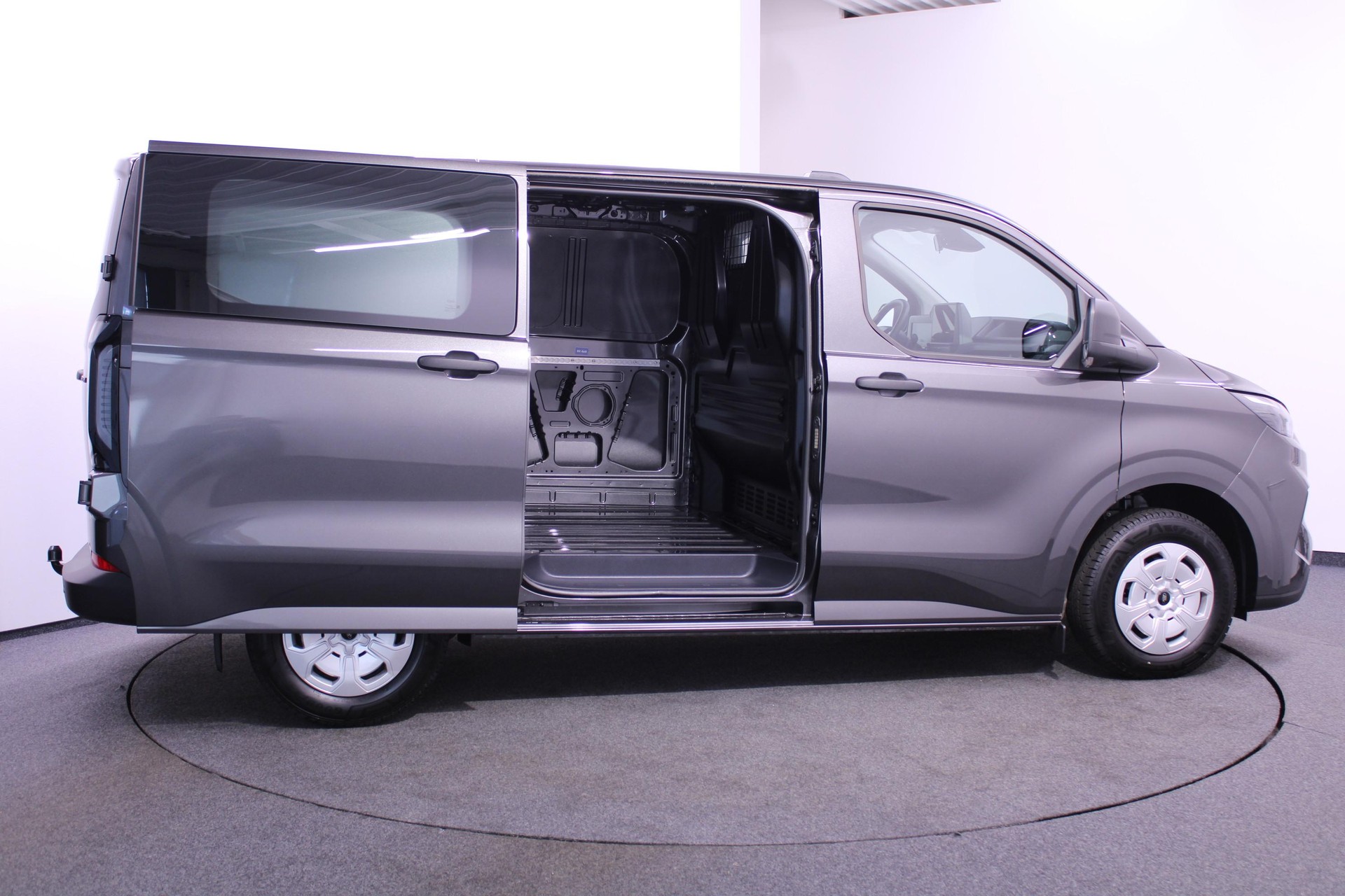 FORD Transit C Van 300 L1 2.0 EcoBlue 136 Trend-showroom-element-2