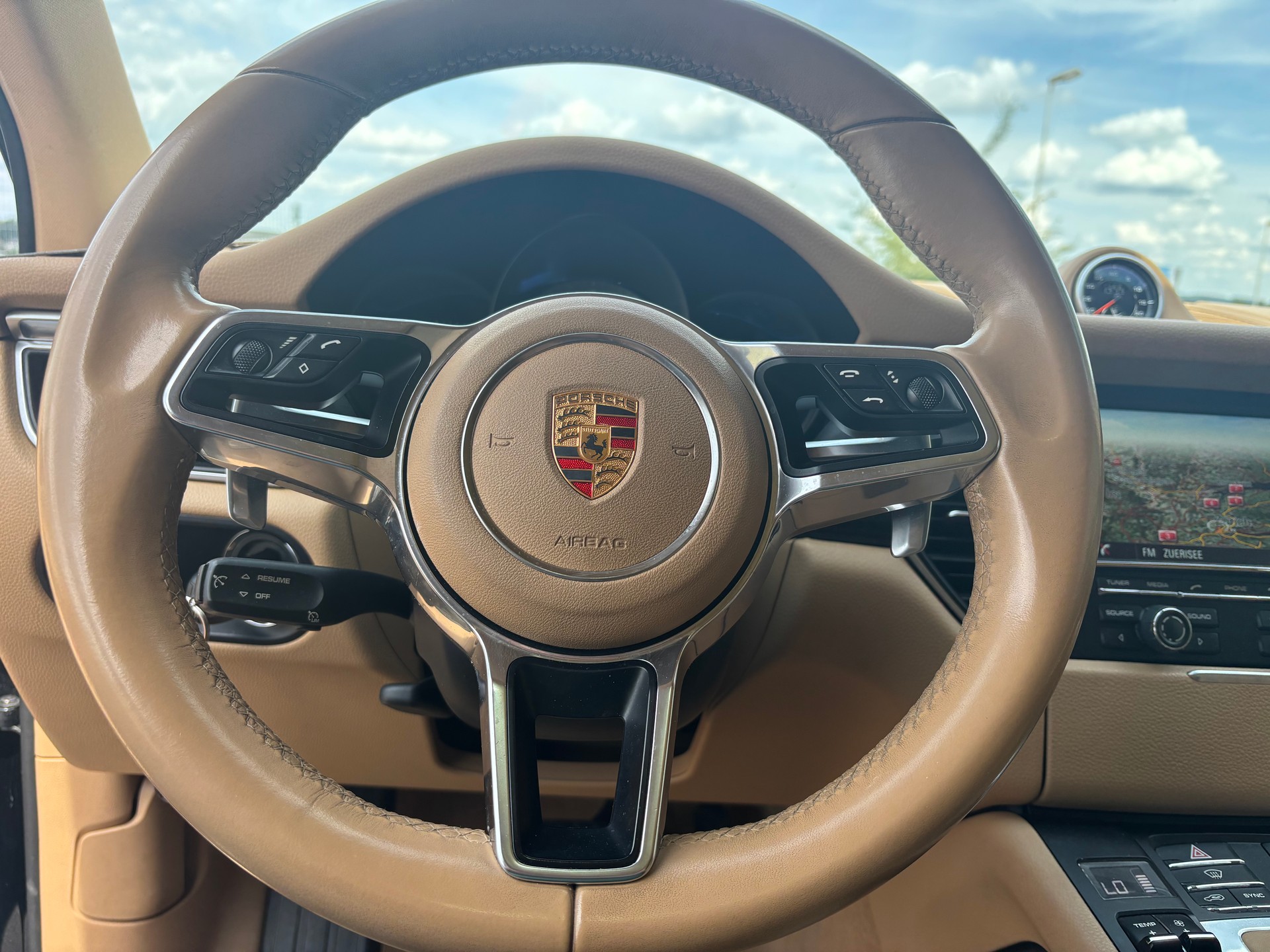 PORSCHE Macan S PDK-image-8