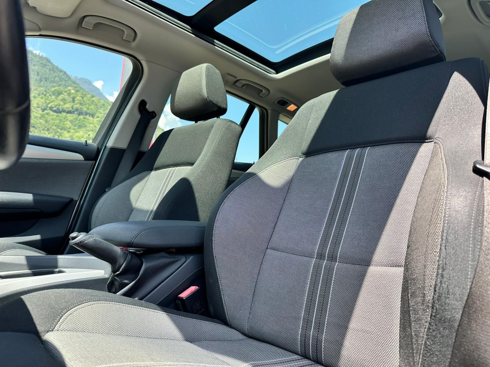 BMW X1 xDrive 18d-image-14