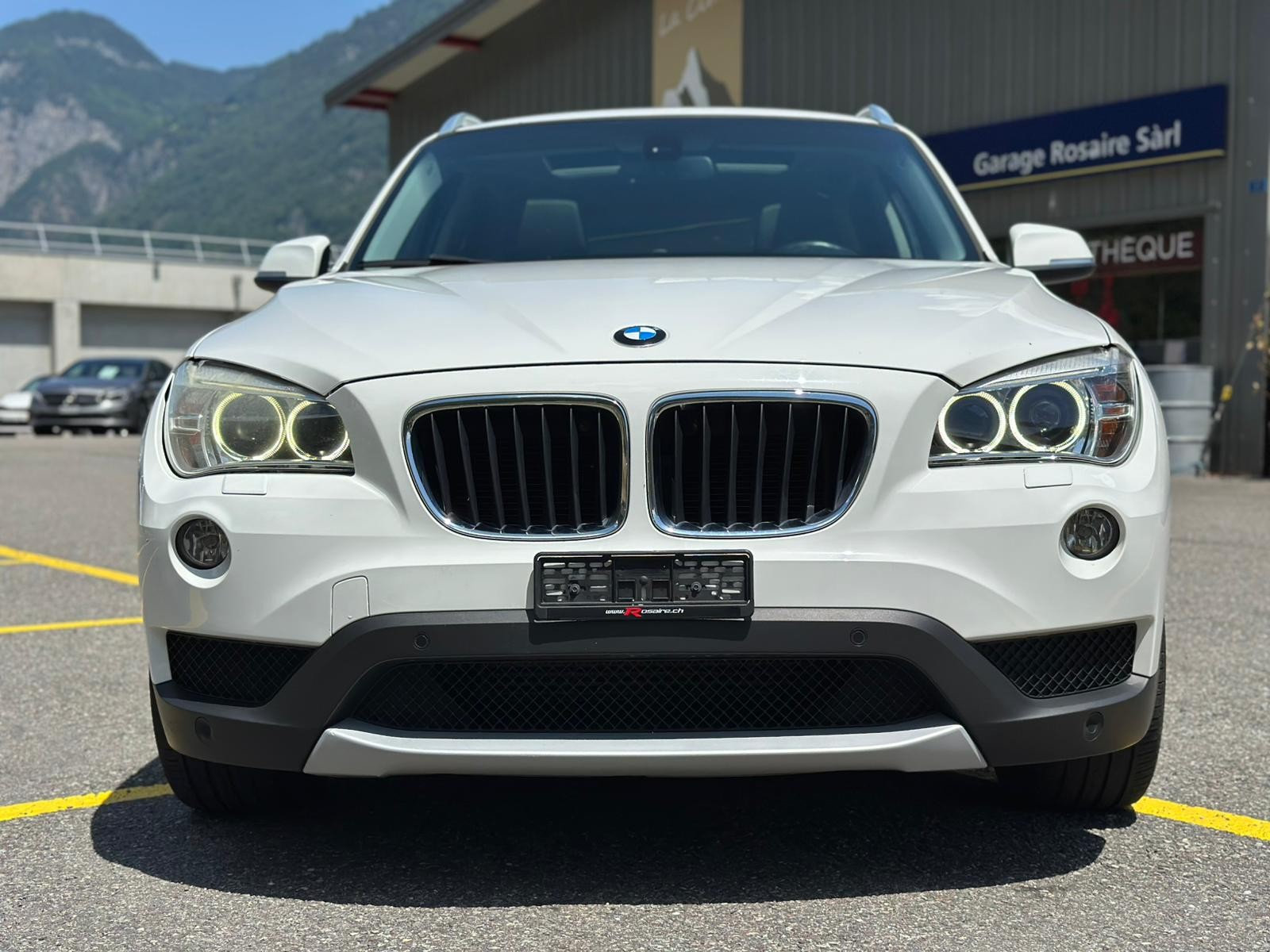 BMW X1 xDrive 18d-image-3