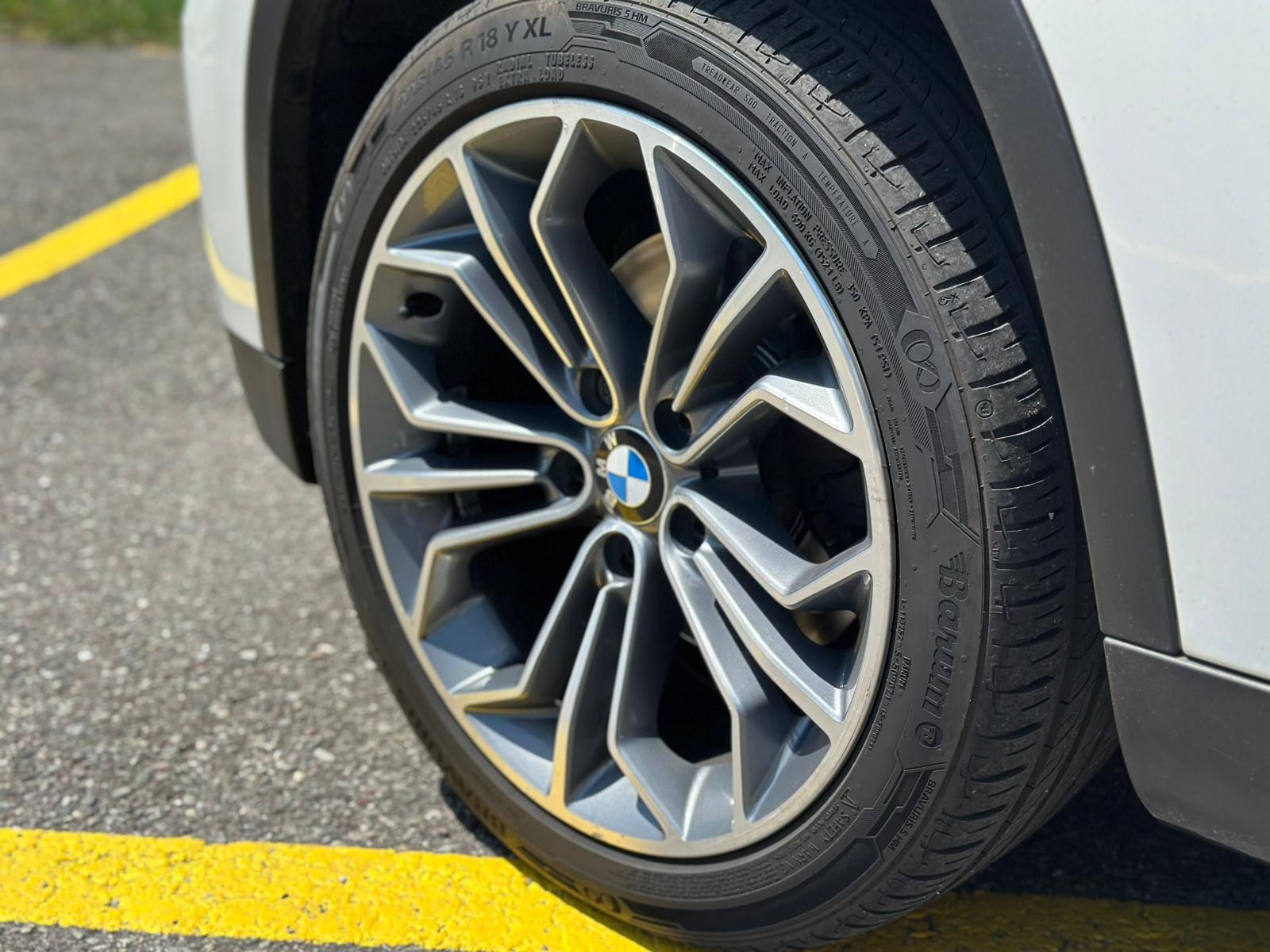 BMW X1 xDrive 18d-image-7
