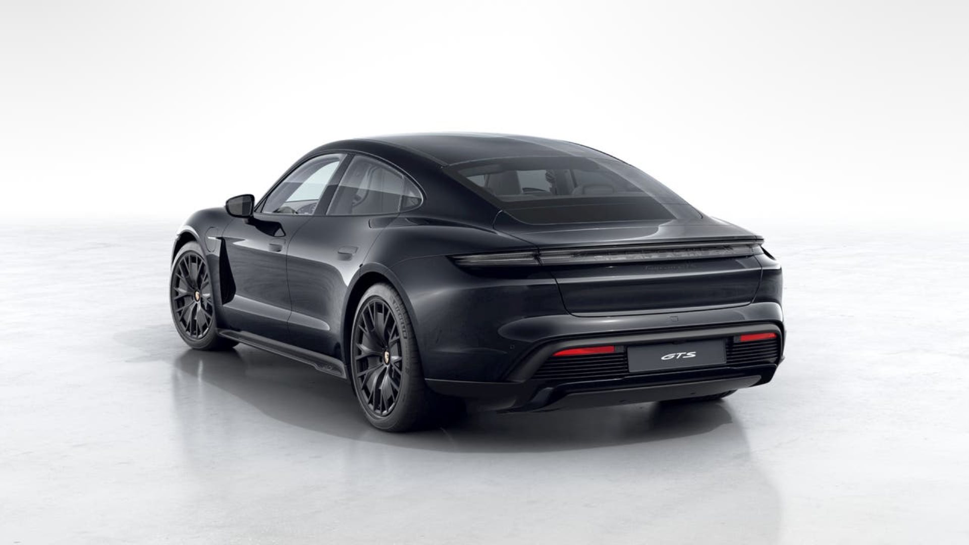 PORSCHE Taycan GTS-image-2