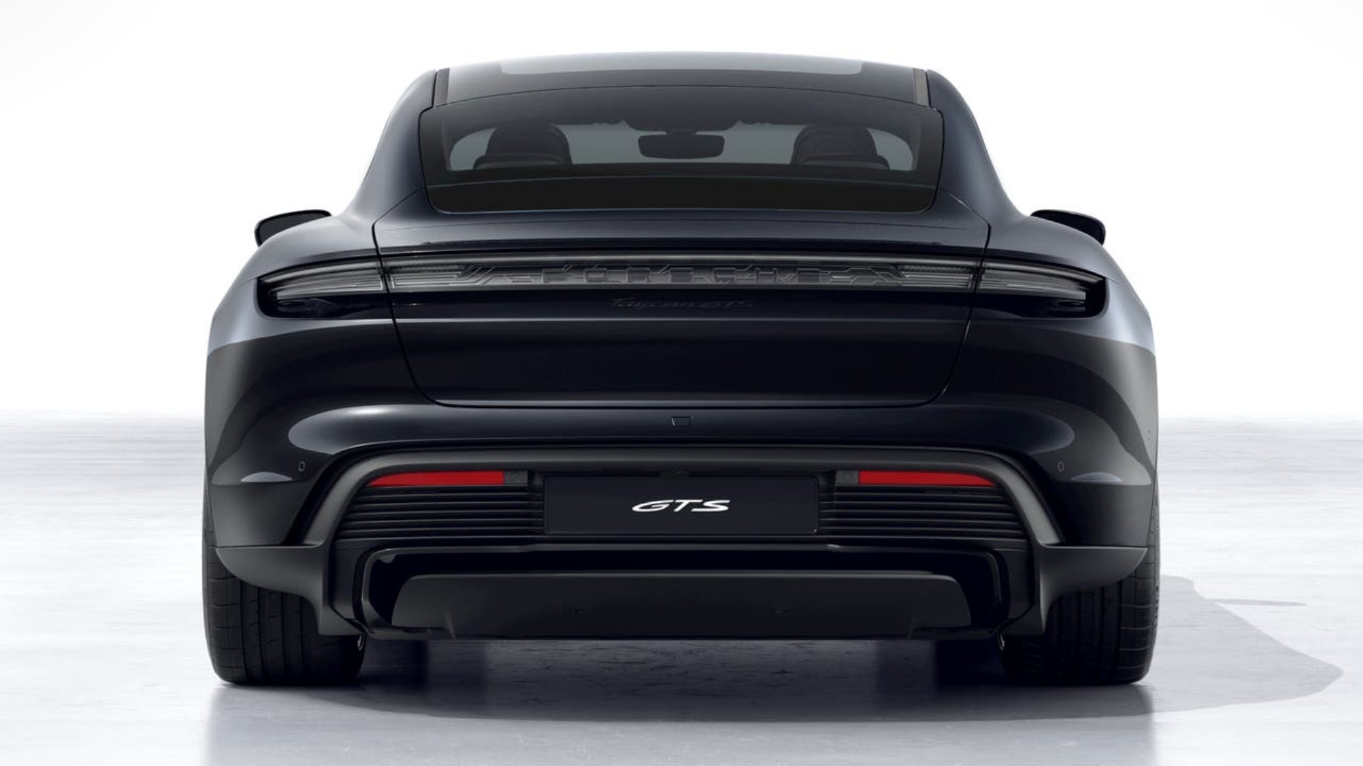 PORSCHE Taycan GTS-image-6
