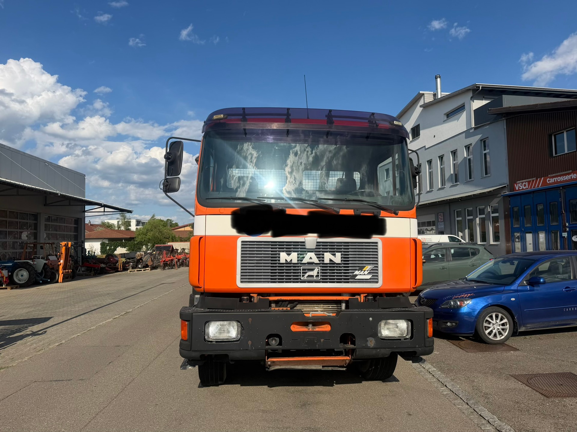 MAN 26.402 DF 6X4-image-1