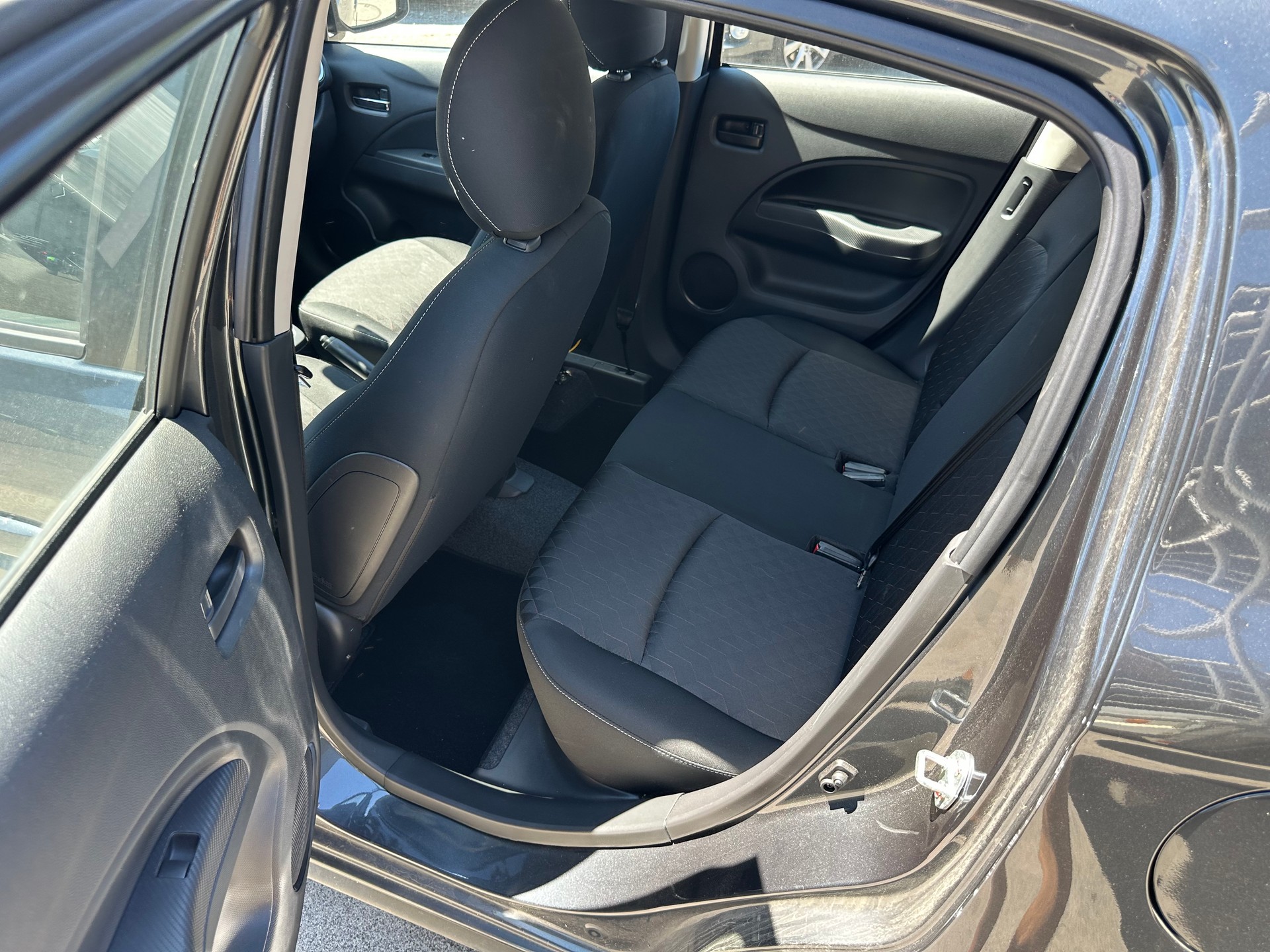 MITSUBISHI Space Star 1.2 CVT Intense+-image-8