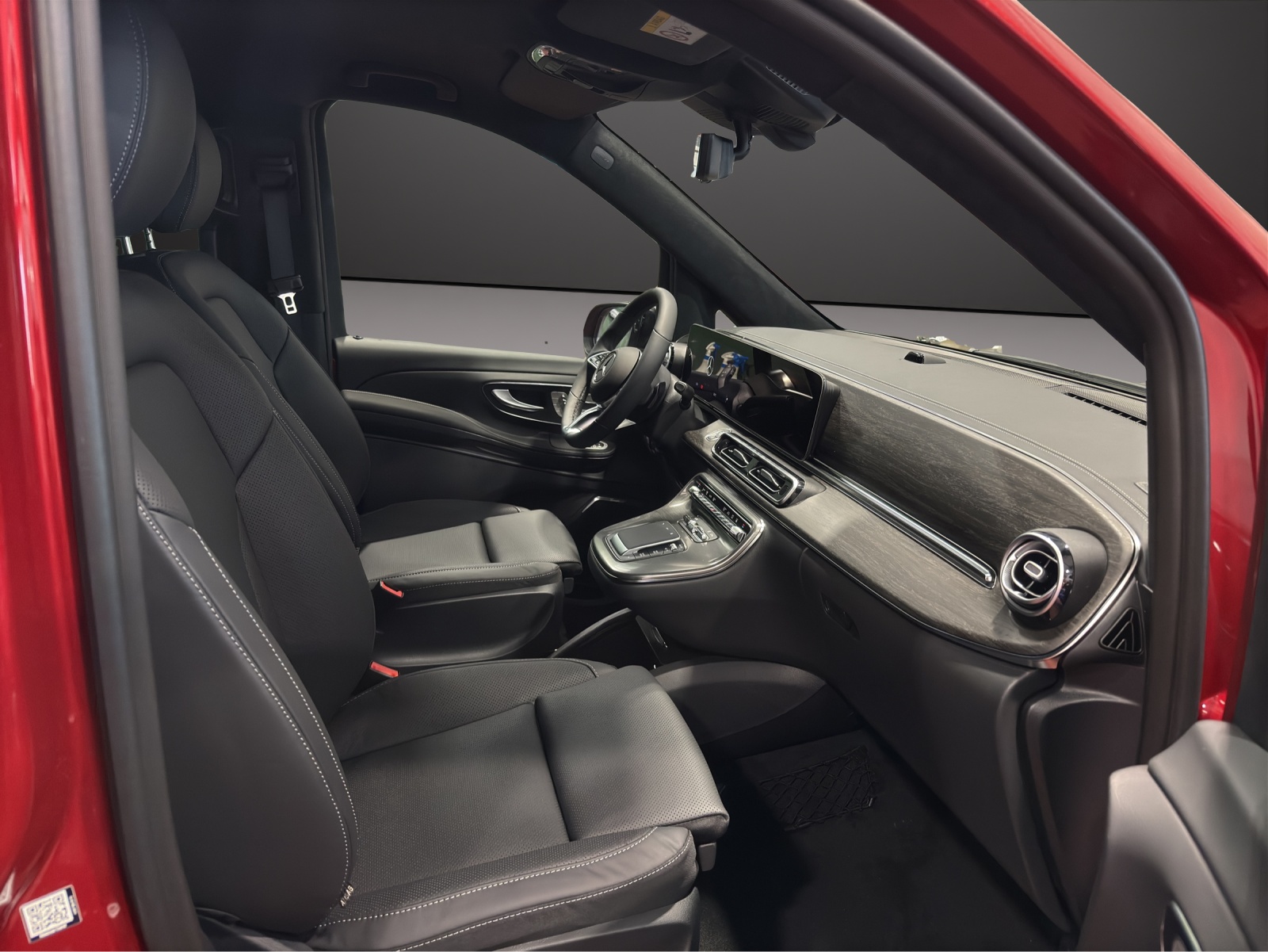 MERCEDES-BENZ V 300 d lang 4Matic Swiss Edition 9G-Tronic-image-9