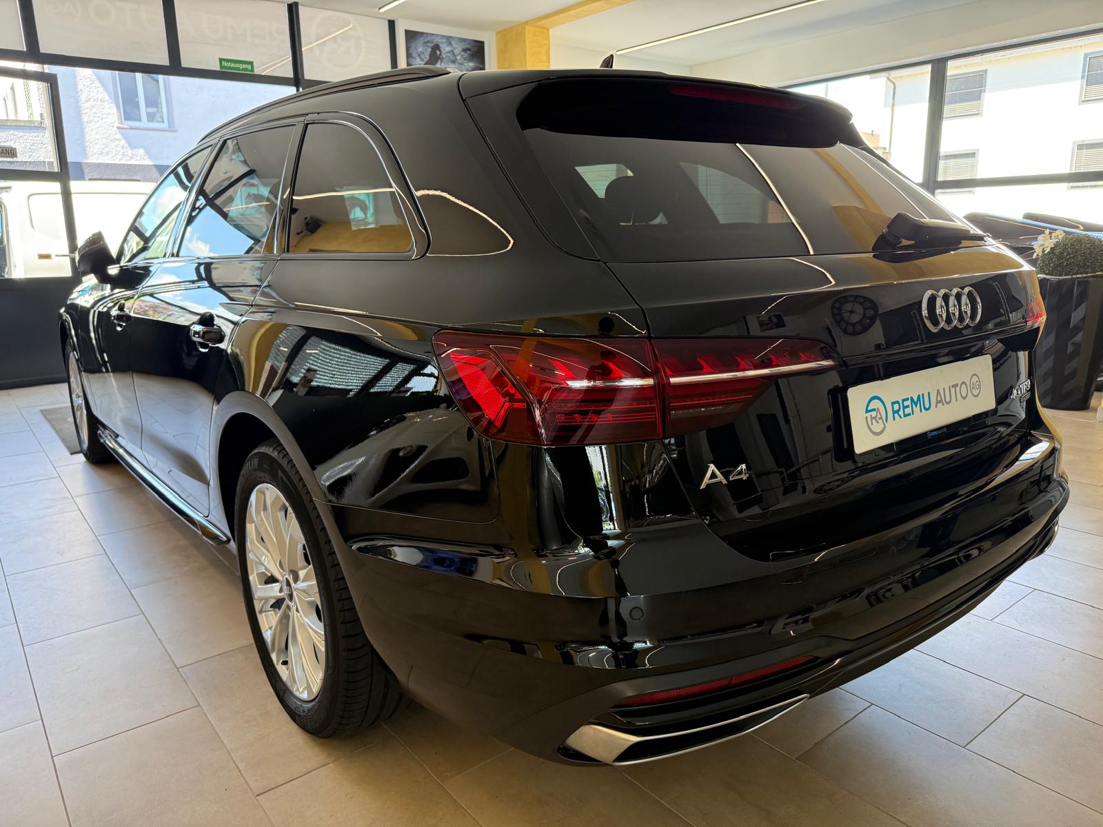 AUDI A4 Avant 40 TFSI advanced S-tronic quattro-image-5