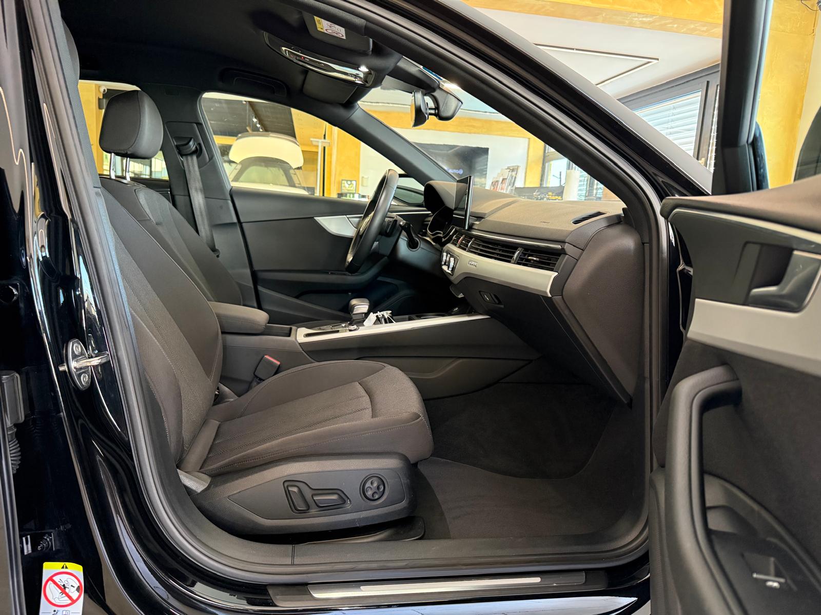AUDI A4 Avant 40 TFSI advanced S-tronic quattro-image-14