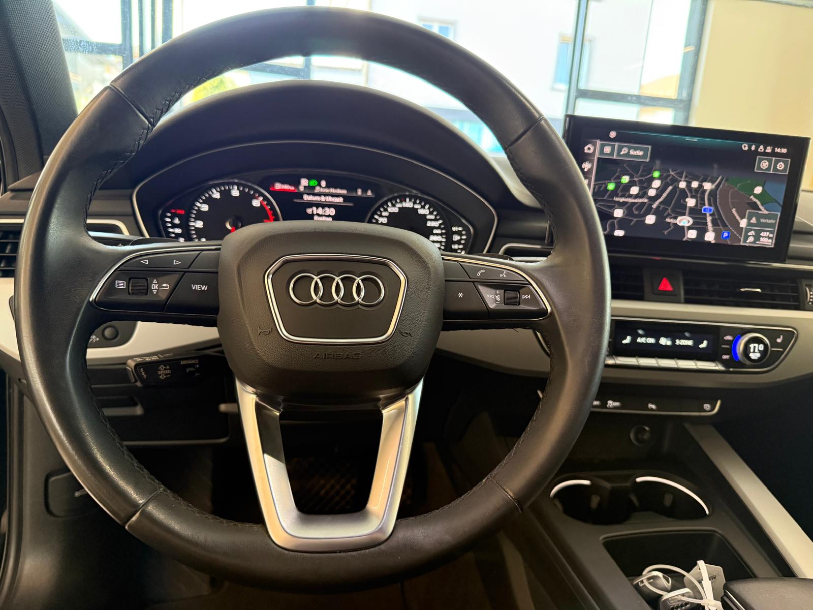 AUDI A4 Avant 40 TFSI advanced S-tronic quattro-image-12
