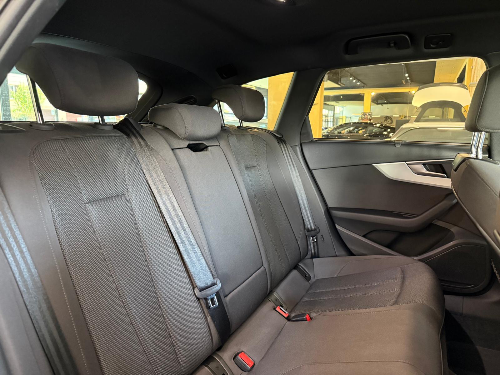 AUDI A4 Avant 40 TFSI advanced S-tronic quattro-image-18