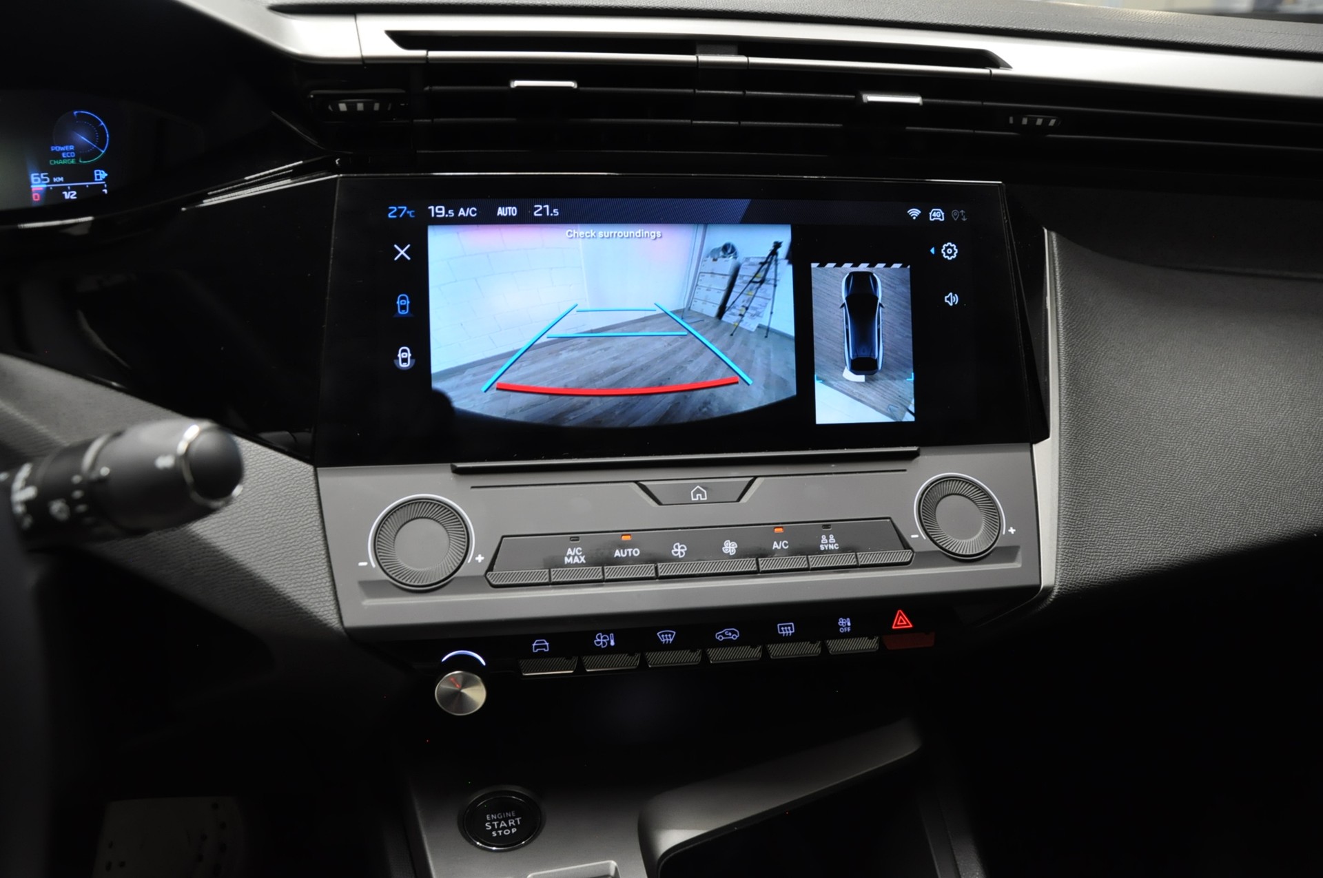 PEUGEOT 408 1.2 HEV 136 Allure-image-21