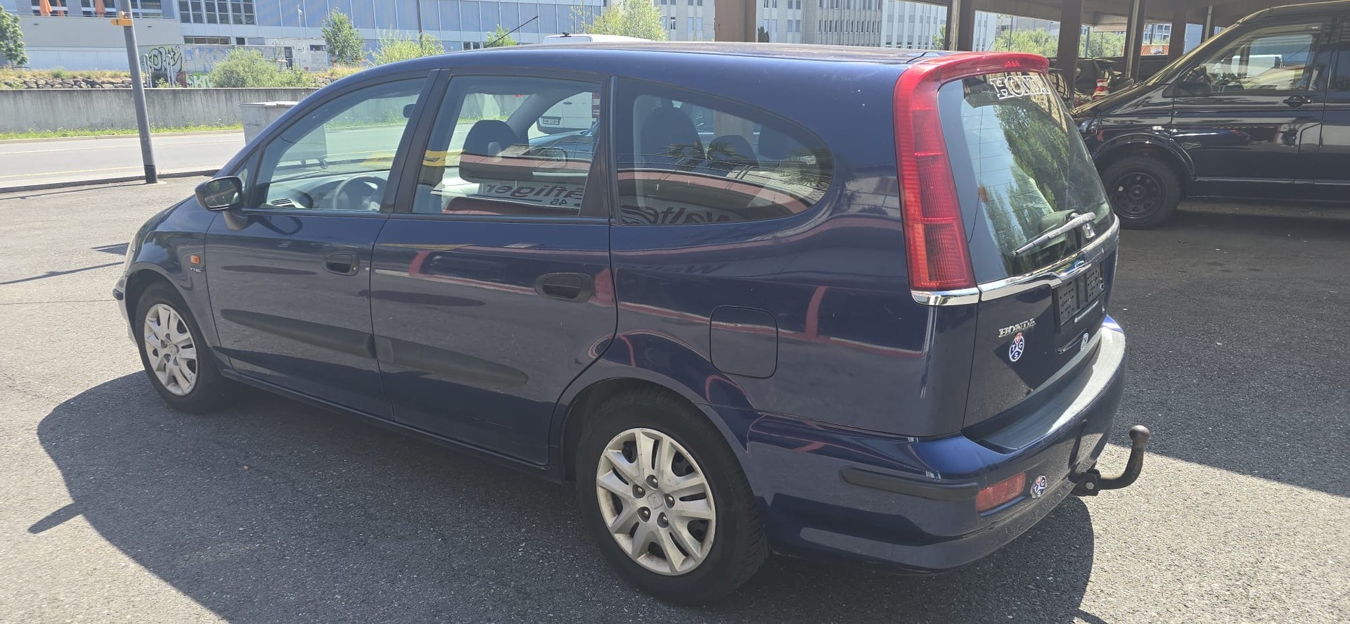 HONDA Stream 1.7i ES-image-3