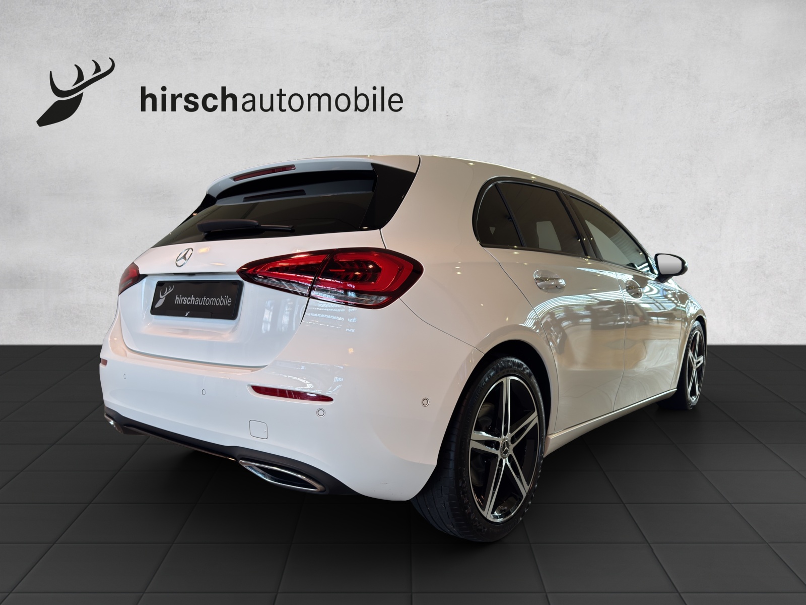 MERCEDES-BENZ A 250 Progressive 7G-DCT-image-3