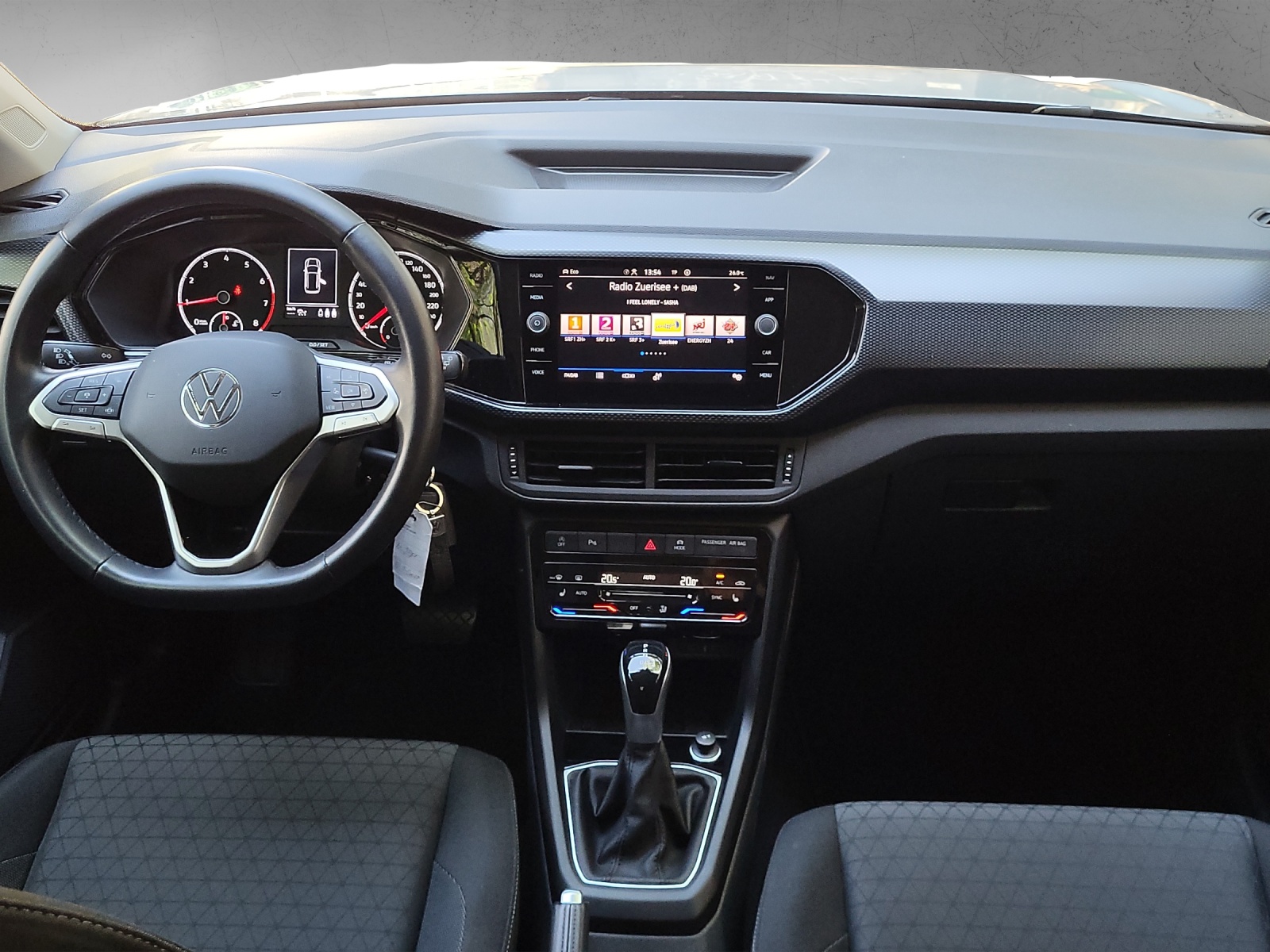VW T-Cross Life 1.0TSI 110PS DSG-image-10