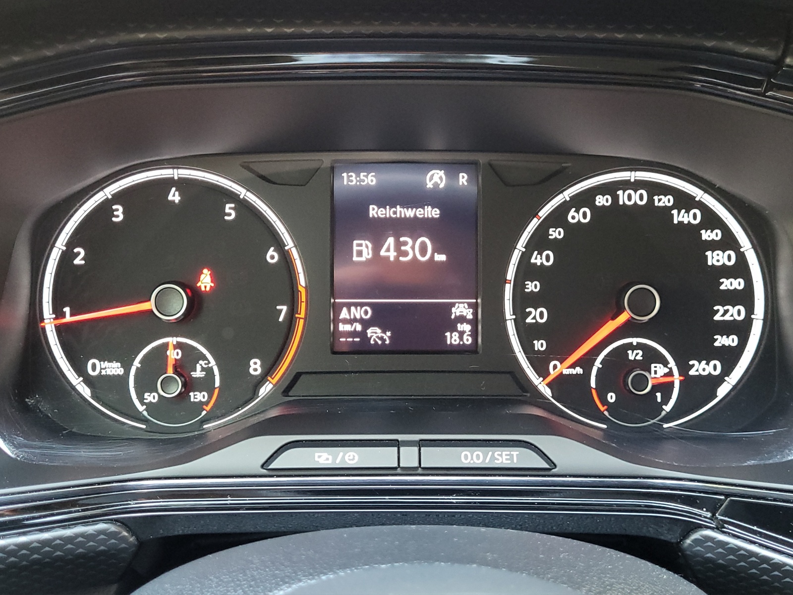 VW T-Cross Life 1.0TSI 110PS DSG-image-12
