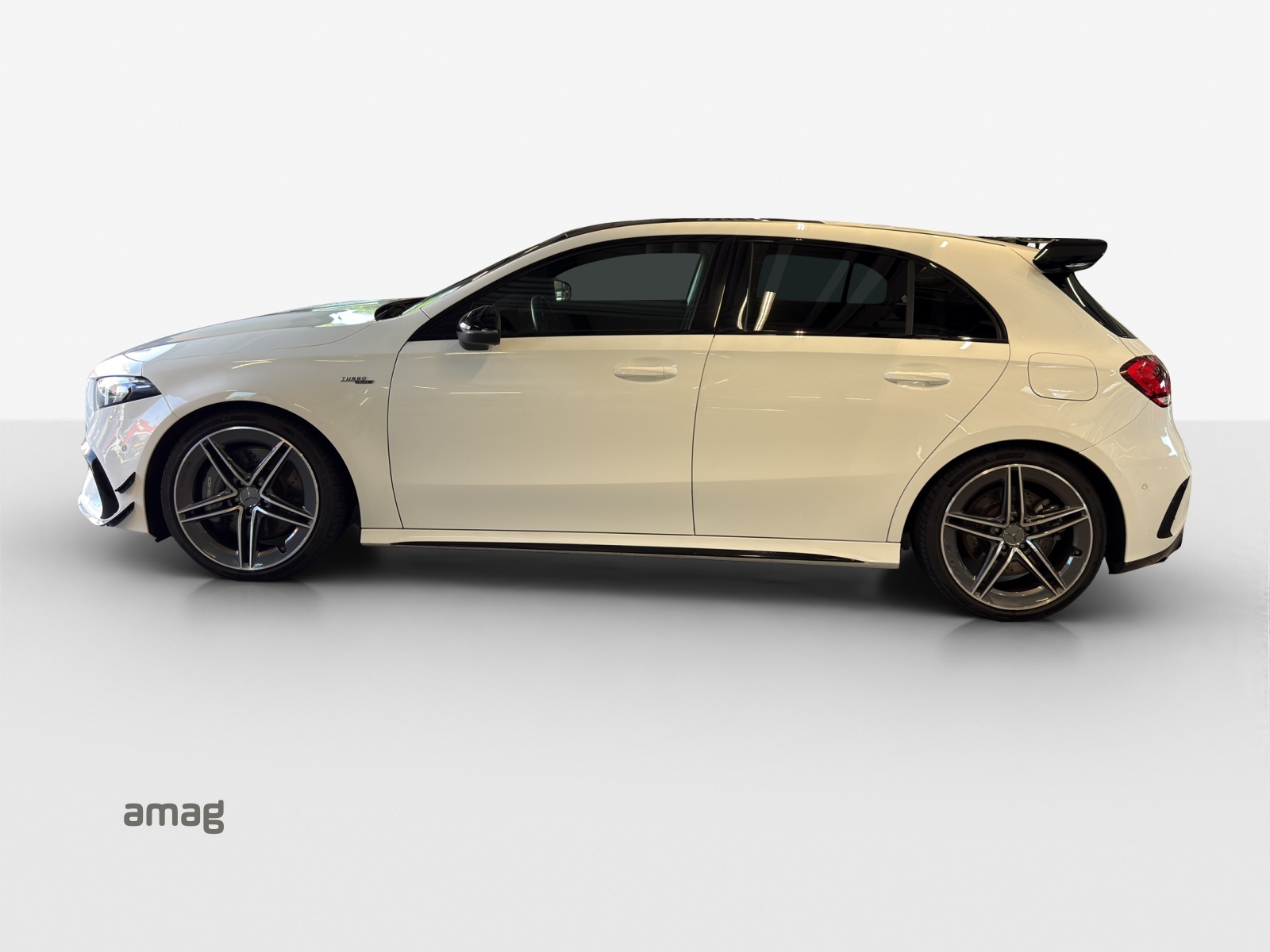 MERCEDES-BENZ A 45 AMG 4Matic+ Speedshift-image-2