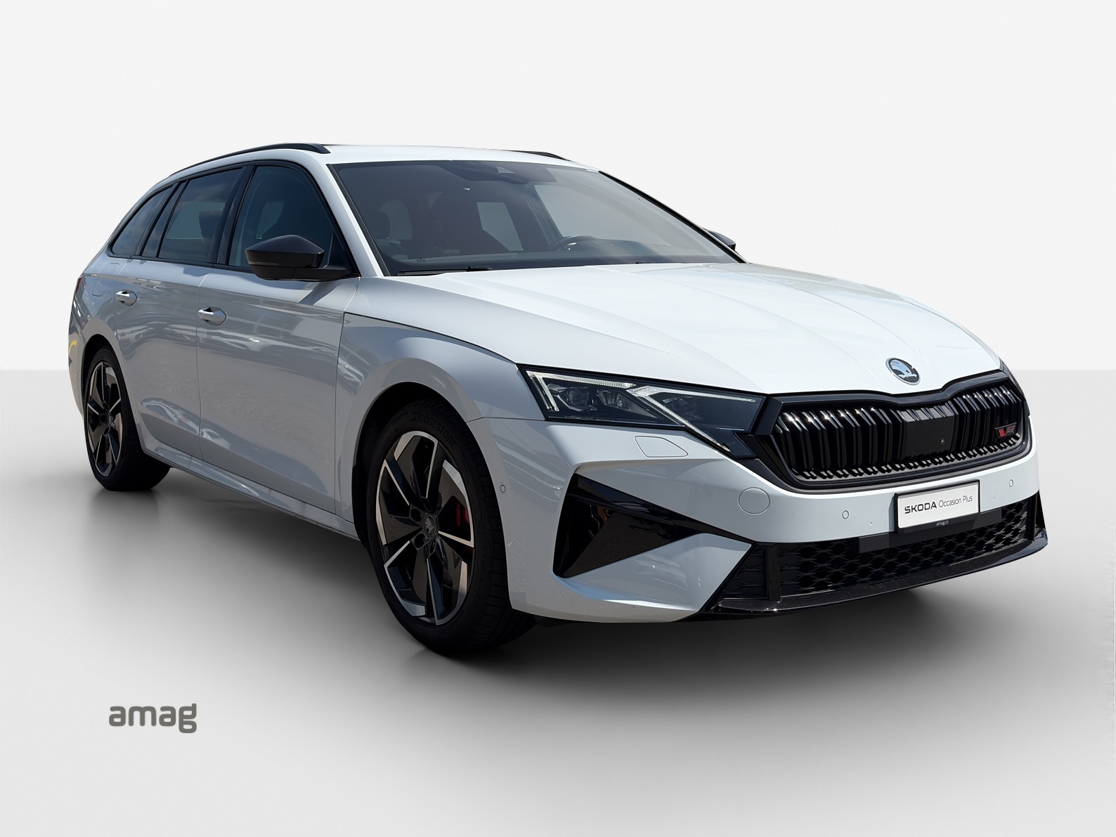 SKODA Octavia Combi 2.0 TSI DSG RS-image-5