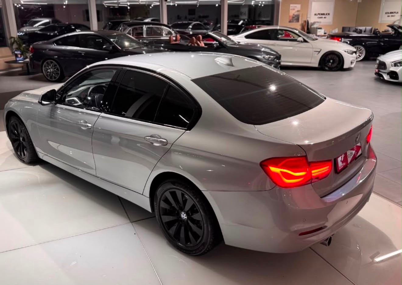 BMW 340i xDrive-image-1