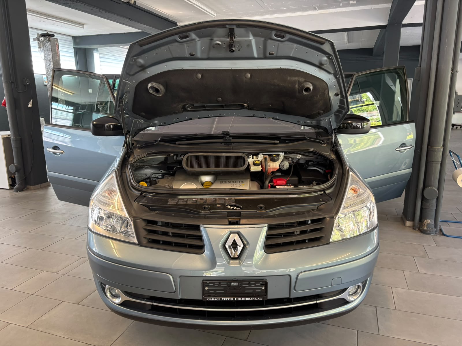 RENAULT Grand Espace 2.0 Turbo Dynamique-image-4