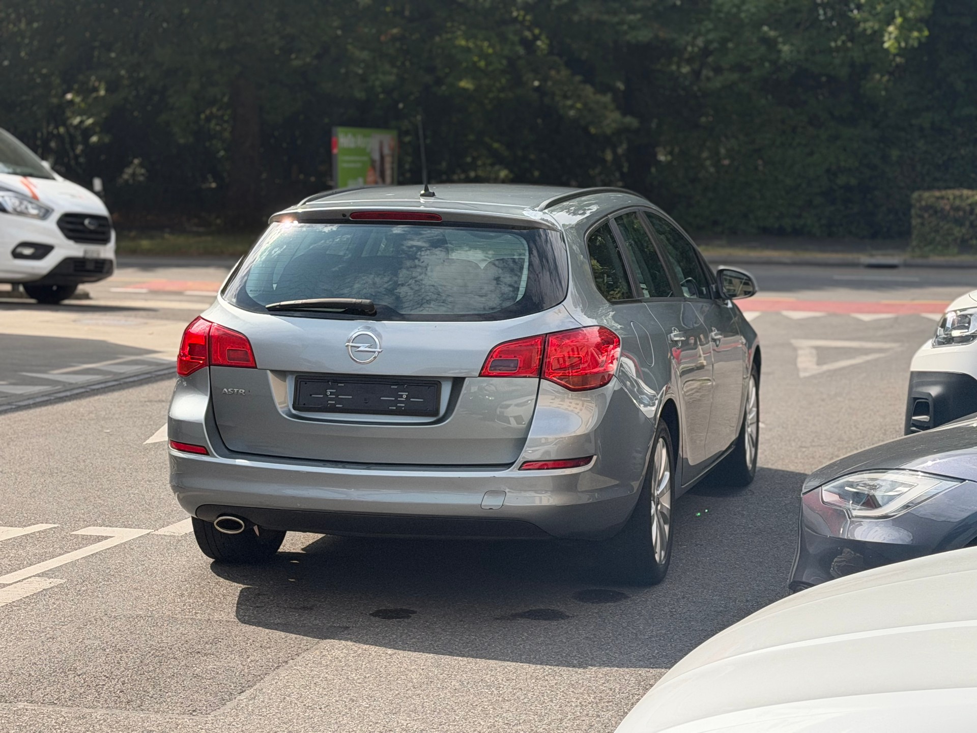 OPEL Astra SportsTourer 1.4i 16V Turbo Enjoy-image-6