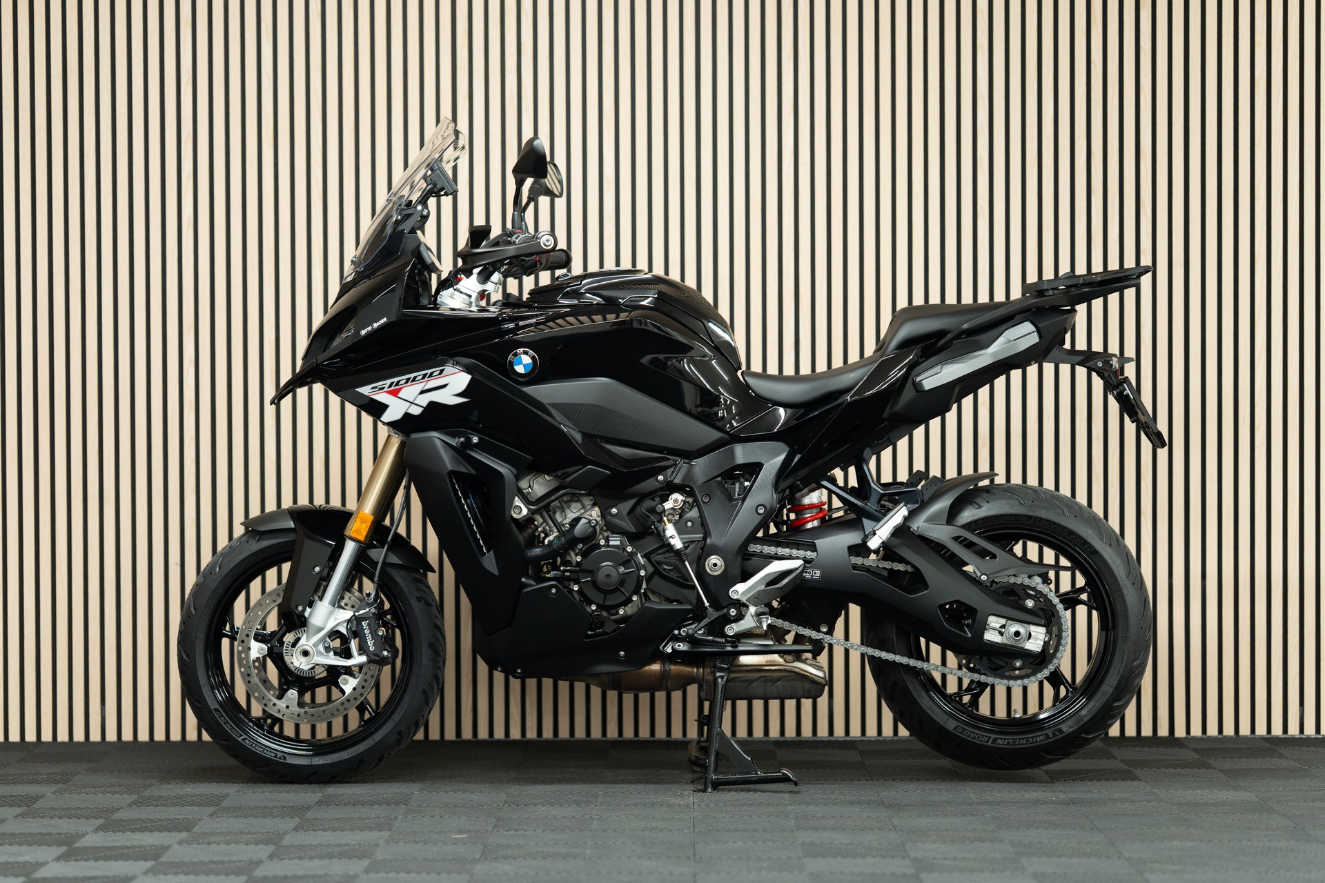 BMW S 1000 XR-showroom-element-1