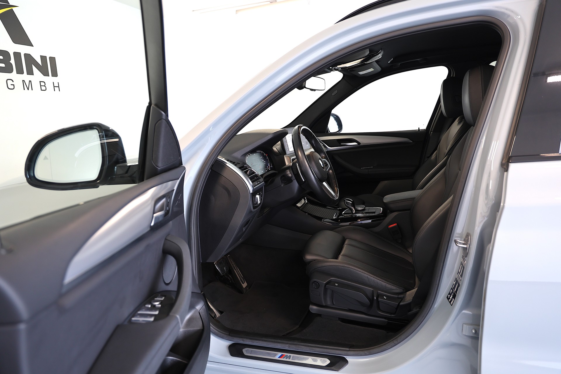 BMW X3 20d M-Sport xDrive SAG-image-6