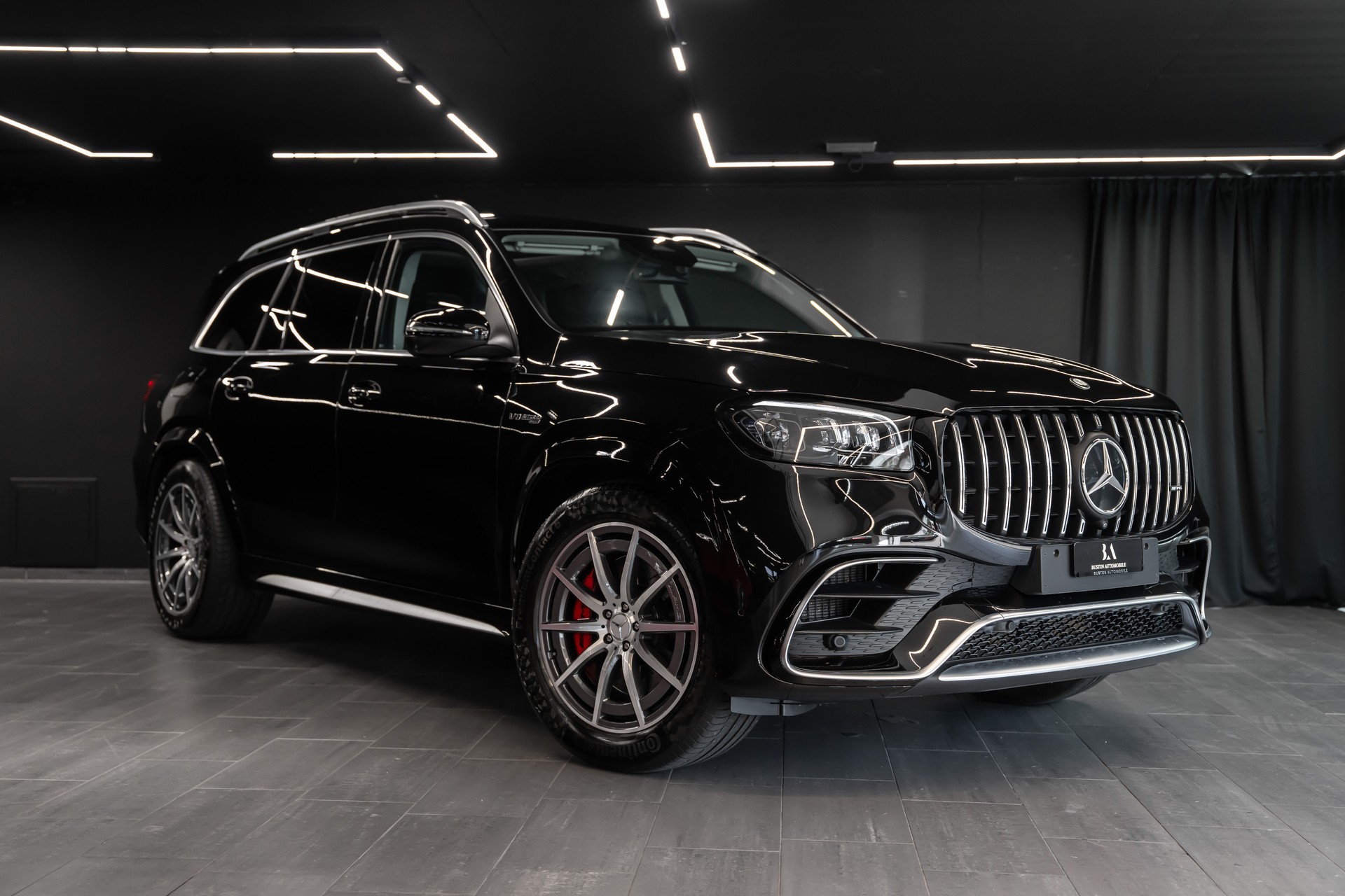 MERCEDES-BENZ GLS 63 AMG 4Matic + 9G-Tronic / Gratis Service
