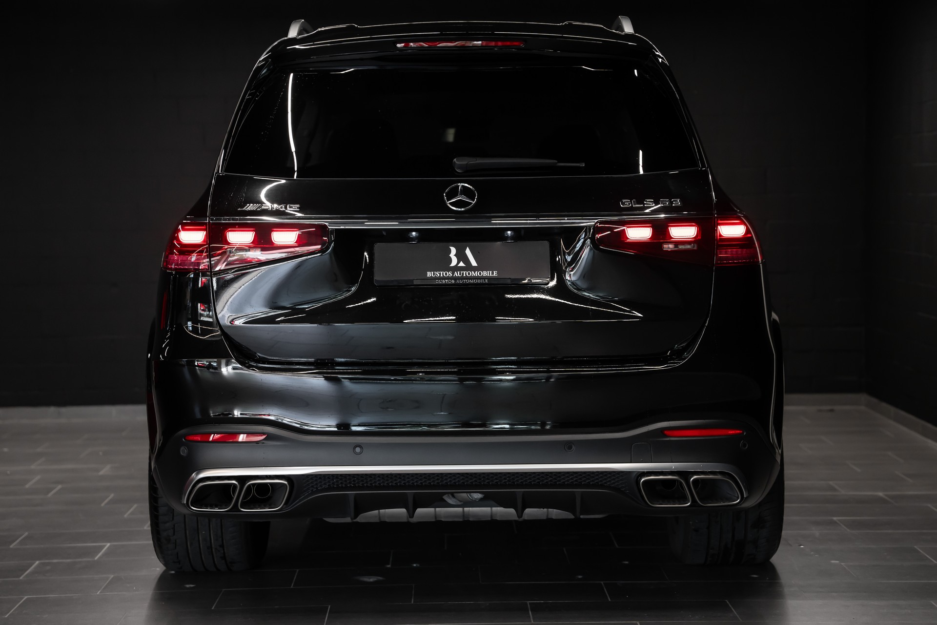 MERCEDES-BENZ GLS 63 AMG 4Matic + 9G-Tronic / Gratis Service-image-10