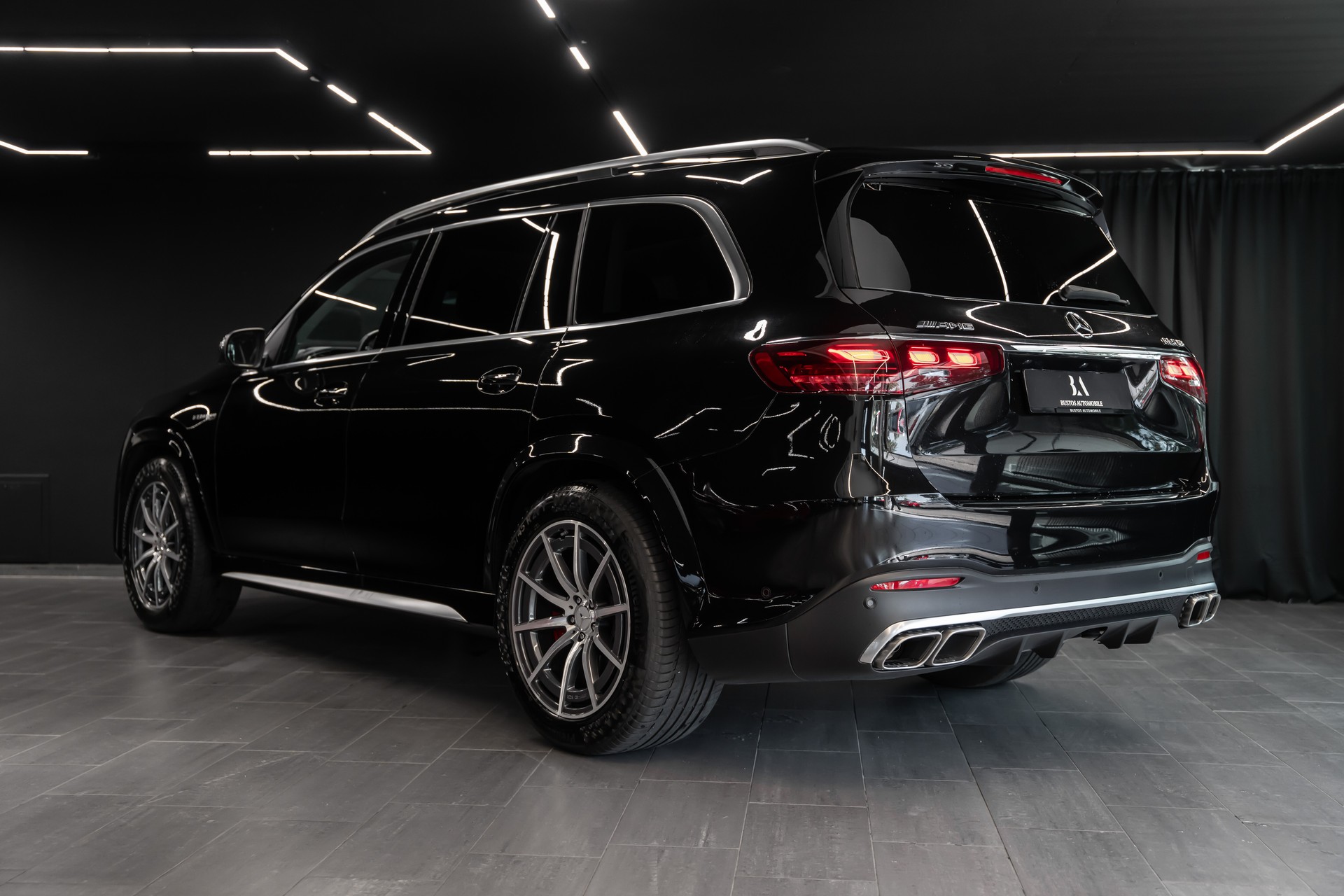 MERCEDES-BENZ GLS 63 AMG 4Matic + 9G-Tronic / Gratis Service-image-6