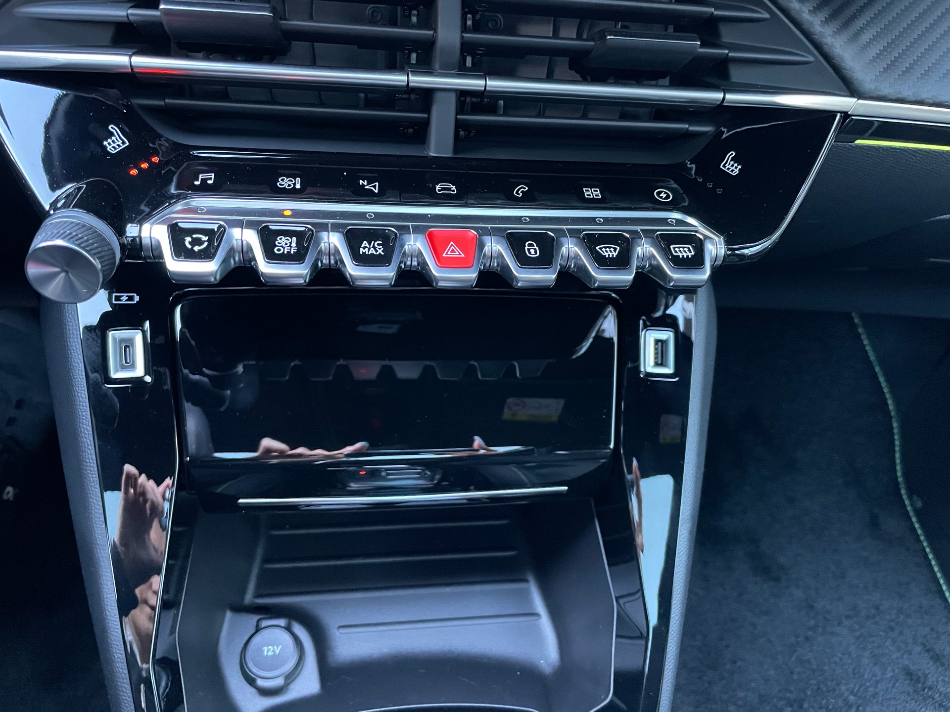PEUGEOT 208 Elektrik GT Pack 3 Phasen Vollausstattung-image-27