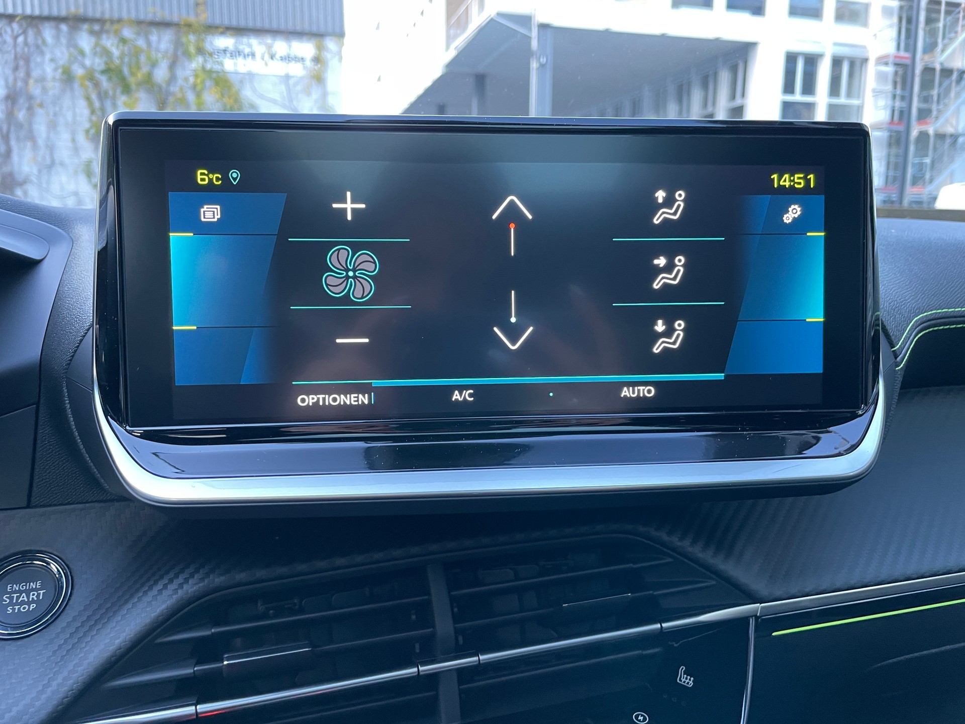 PEUGEOT 208 Elektrik GT Pack 3 Phasen Vollausstattung-image-19
