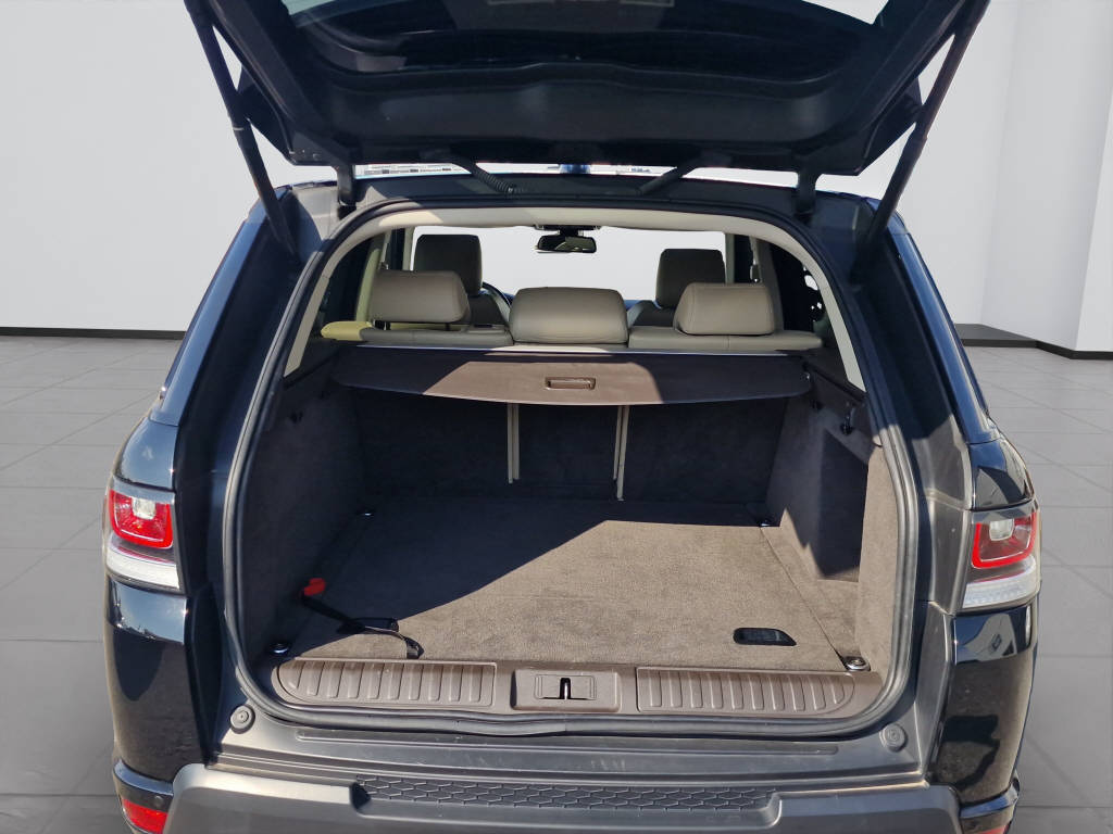 LAND ROVER Range Rover Sport 3.0 TDV6 HSE-image-15