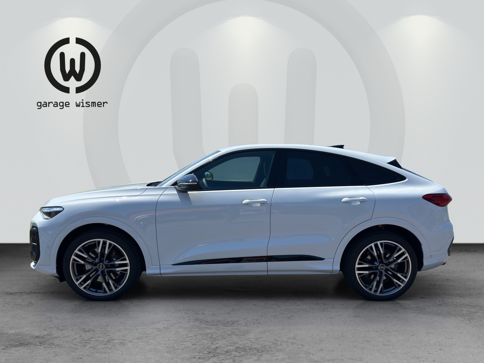 AUDI SQ5 Sportback TFSI quattro S-tronic-image-1