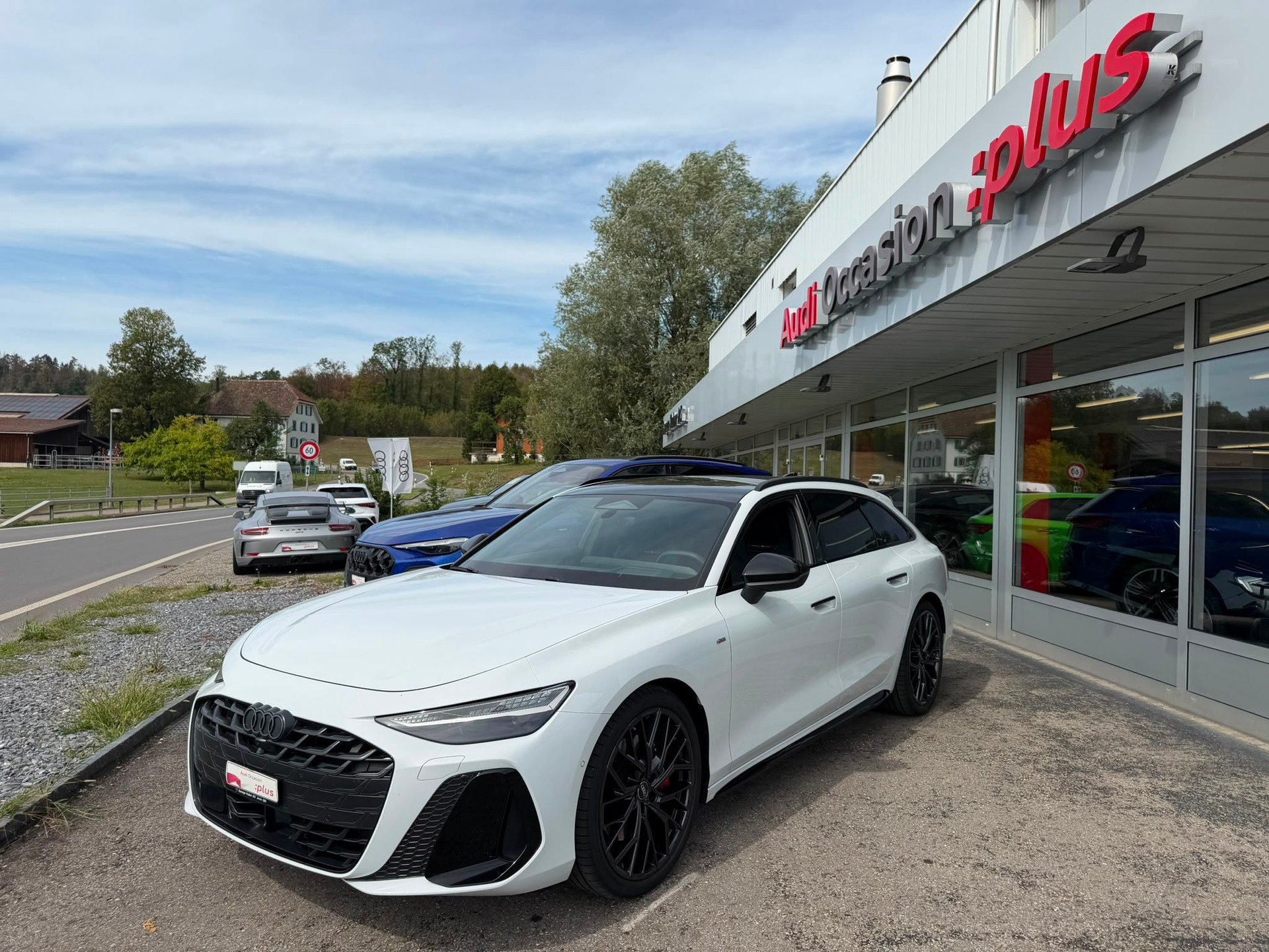 AUDI A6 Avant TFSI quattro 270 kW S tronic-image-6