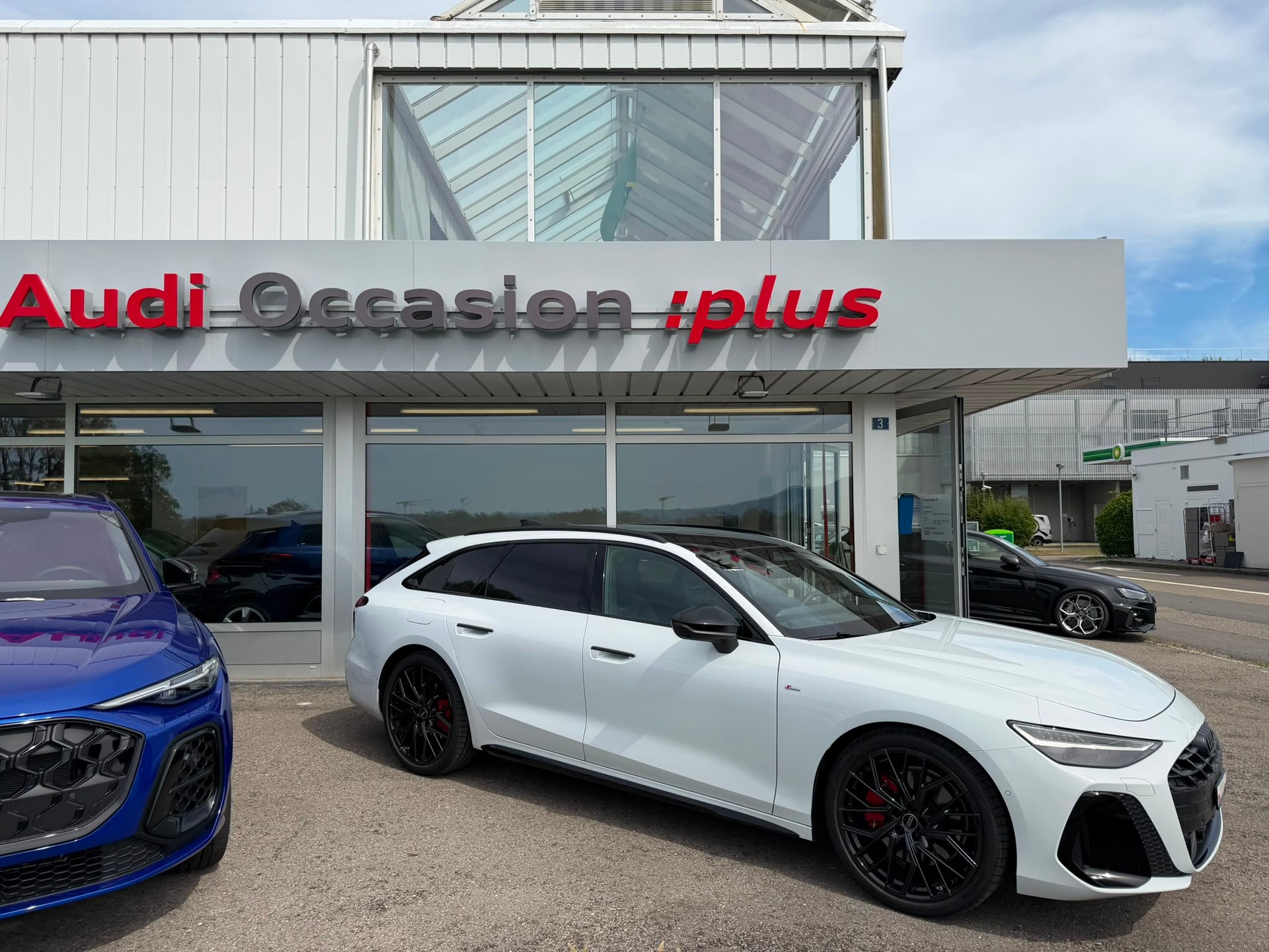 AUDI A6 Avant TFSI quattro 270 kW S tronic-showroom-element-1