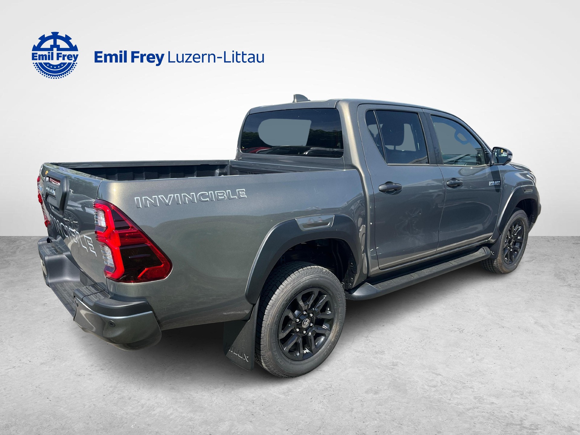 TOYOTA Hilux Double Cab.-Pick-up 2.8 D-4D 204 Invincible MHEV-image-4