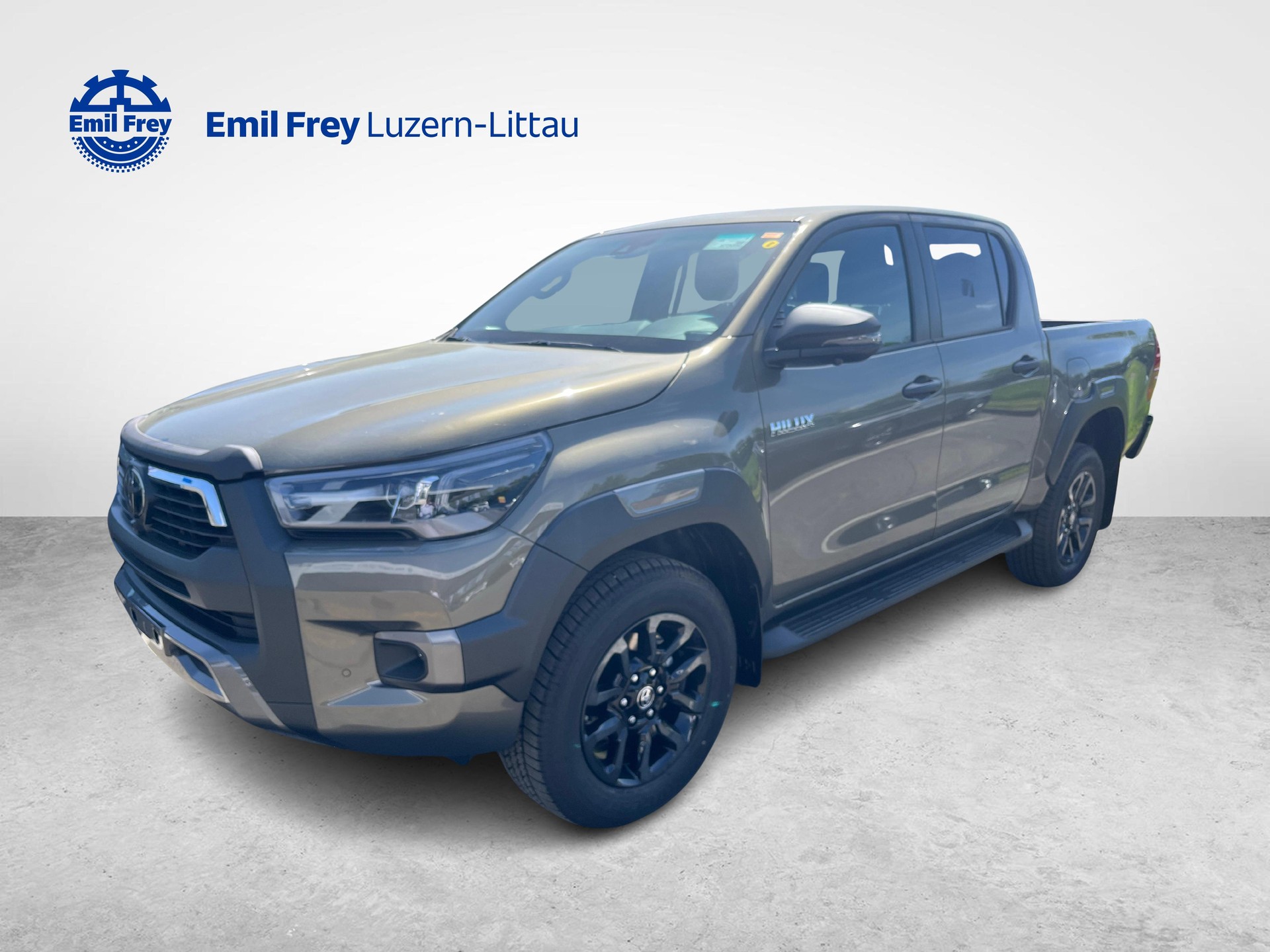 TOYOTA Hilux Double Cab.-Pick-up 2.8 D-4D 204 Invincible MHEV-image-0