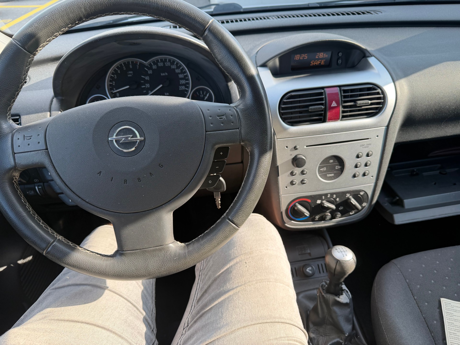 OPEL Corsa 1.2 16V Njoy-image-7